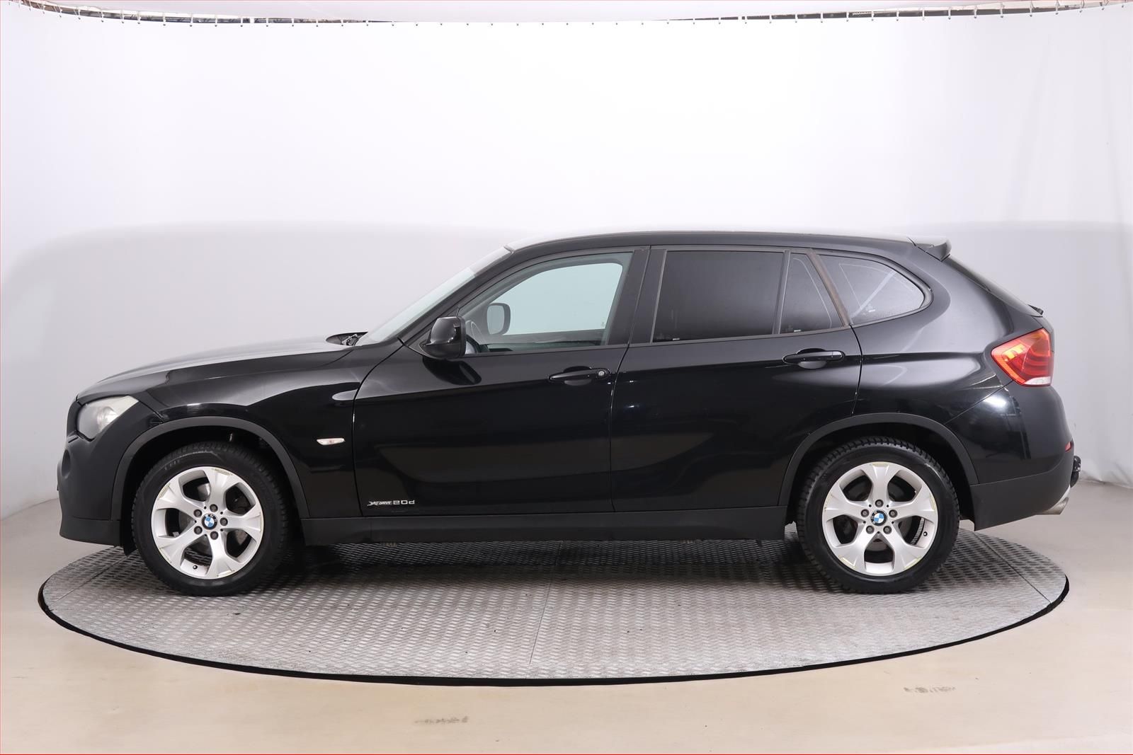 BMW X1, xDrive20d, 4X4 - fotka 3