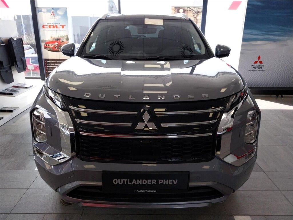 Mitsubishi Outlander, 2.4 PHEV MY25  INSTYLE - fotka 3
