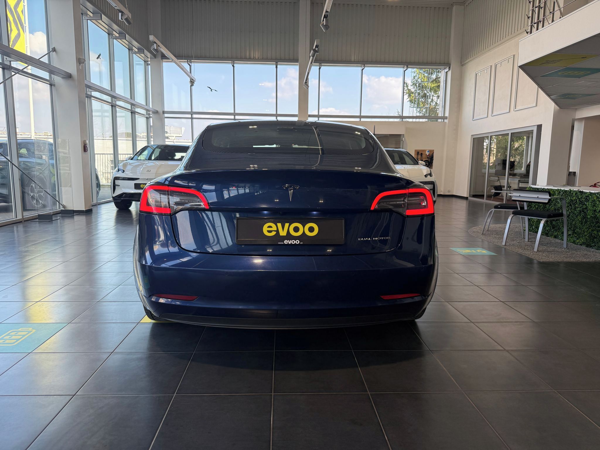 Tesla Model 3, LR/Tažné/Tepelné čerpadlo/18" - fotka 6