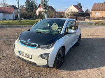 BMW i3 60ah 2014 bohatá výbava