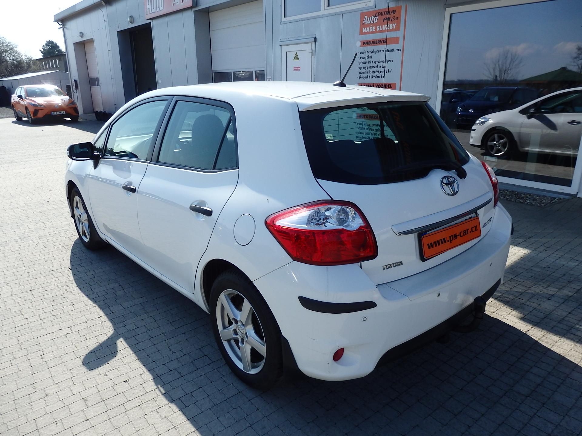Toyota Auris, 1.6 VALVE MATIC ZÁVĚS - fotka 6