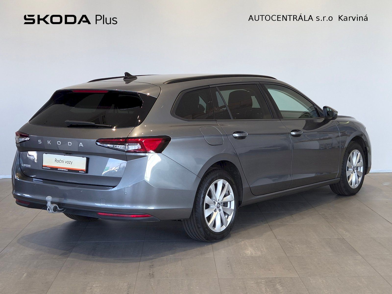 Škoda Superb, Combi DSG 2,0 TDI / 110 kW Sel - fotka 2