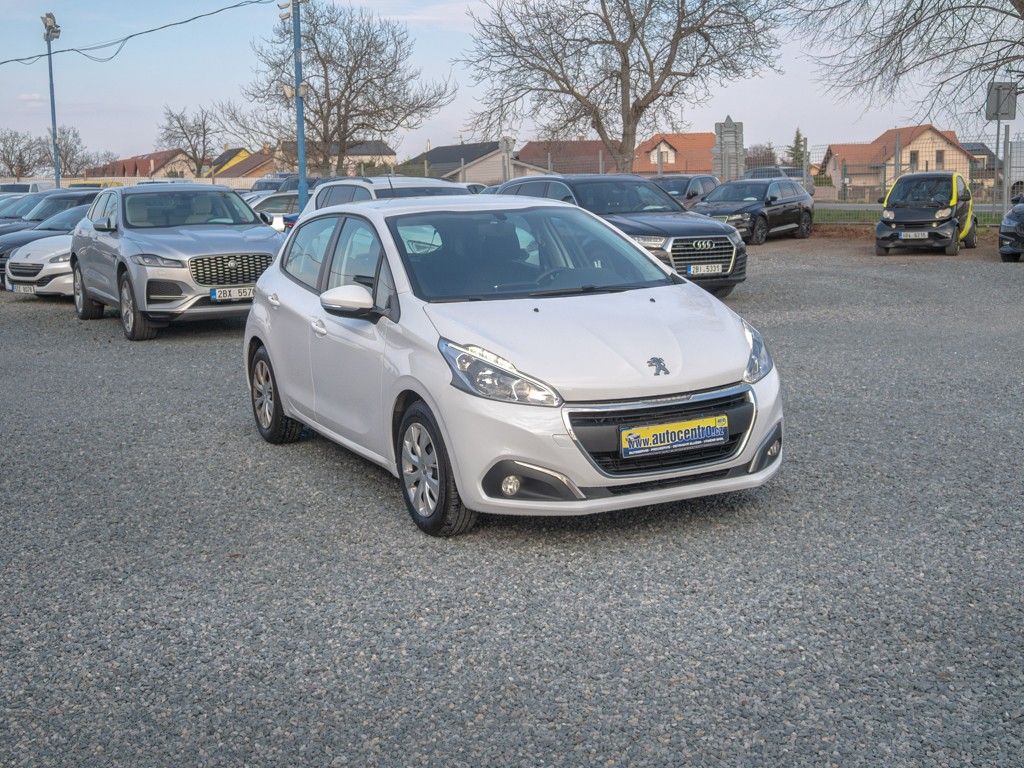 Peugeot 208, ČR 1.6HDI 55KW – SERVISKA - fotka 3