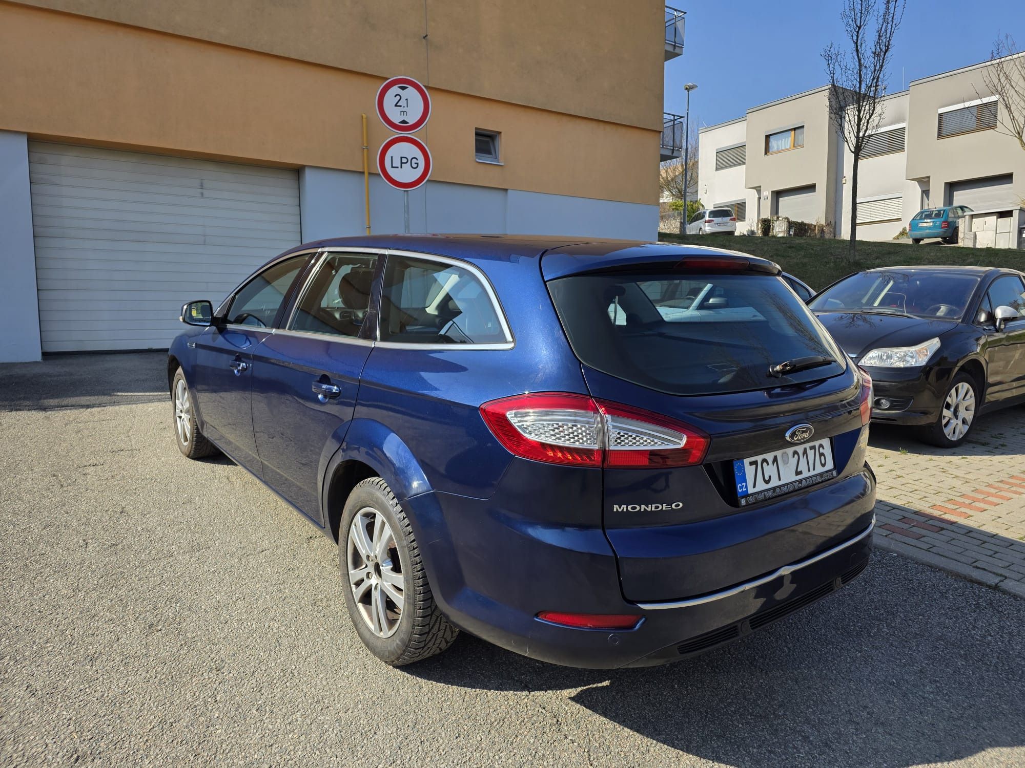 Ford Mondeo, 2.0 TDCi Titanium, NAVI - fotka 2