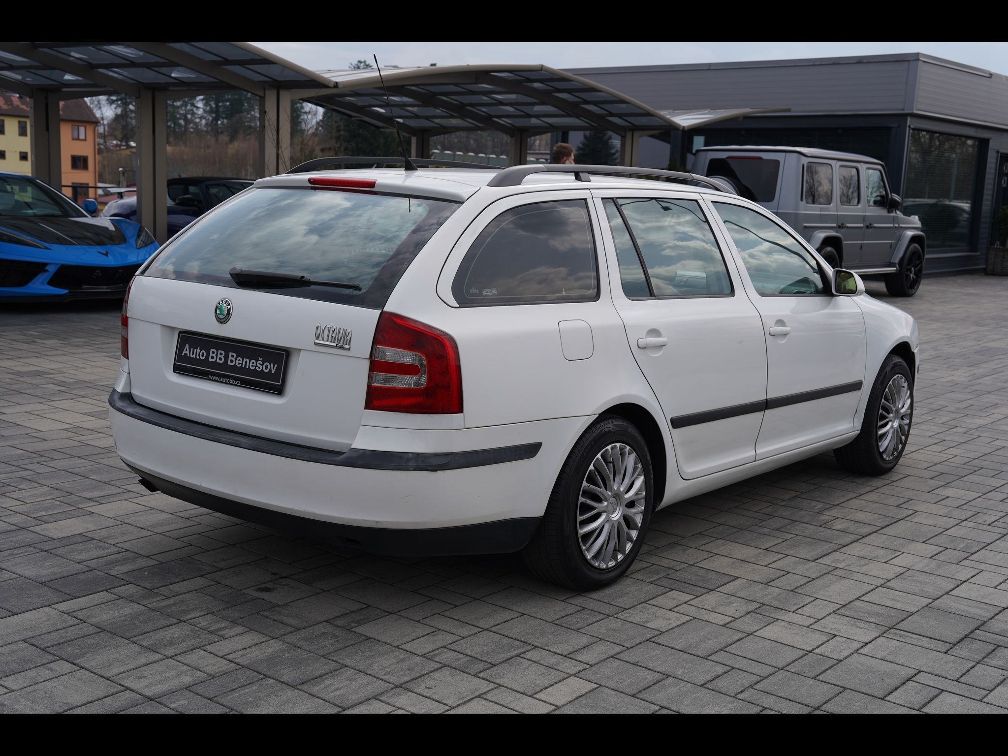 Škoda Octavia, 1.6 FSI/116PS/Elegance/kůže/ČR - fotka 6