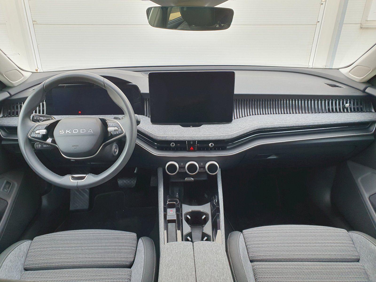 Škoda Superb, 1.5 TSI 110kW m-HEV Selection - fotka 5