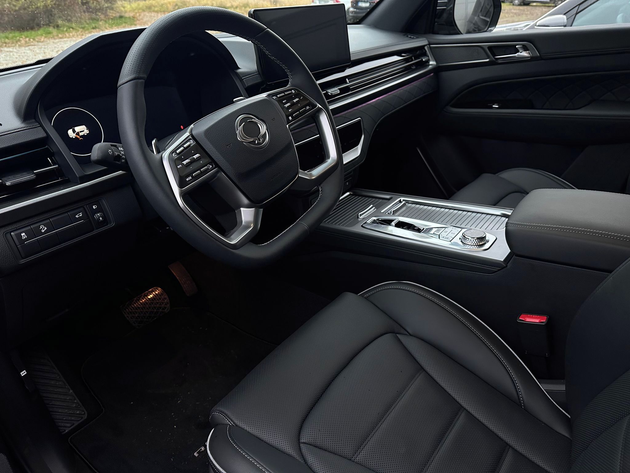 KGM Rexton, Premium Black Edition AWD A8 - fotka 2