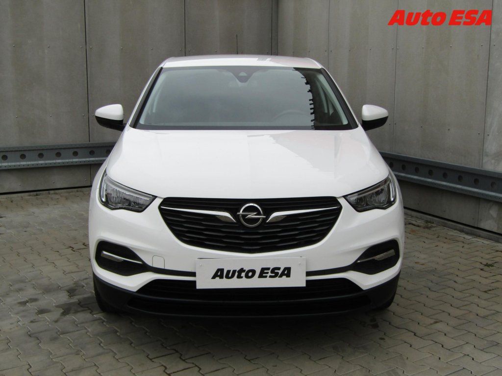 Opel Grandland X, 1.2 PT,Edition - fotka 2