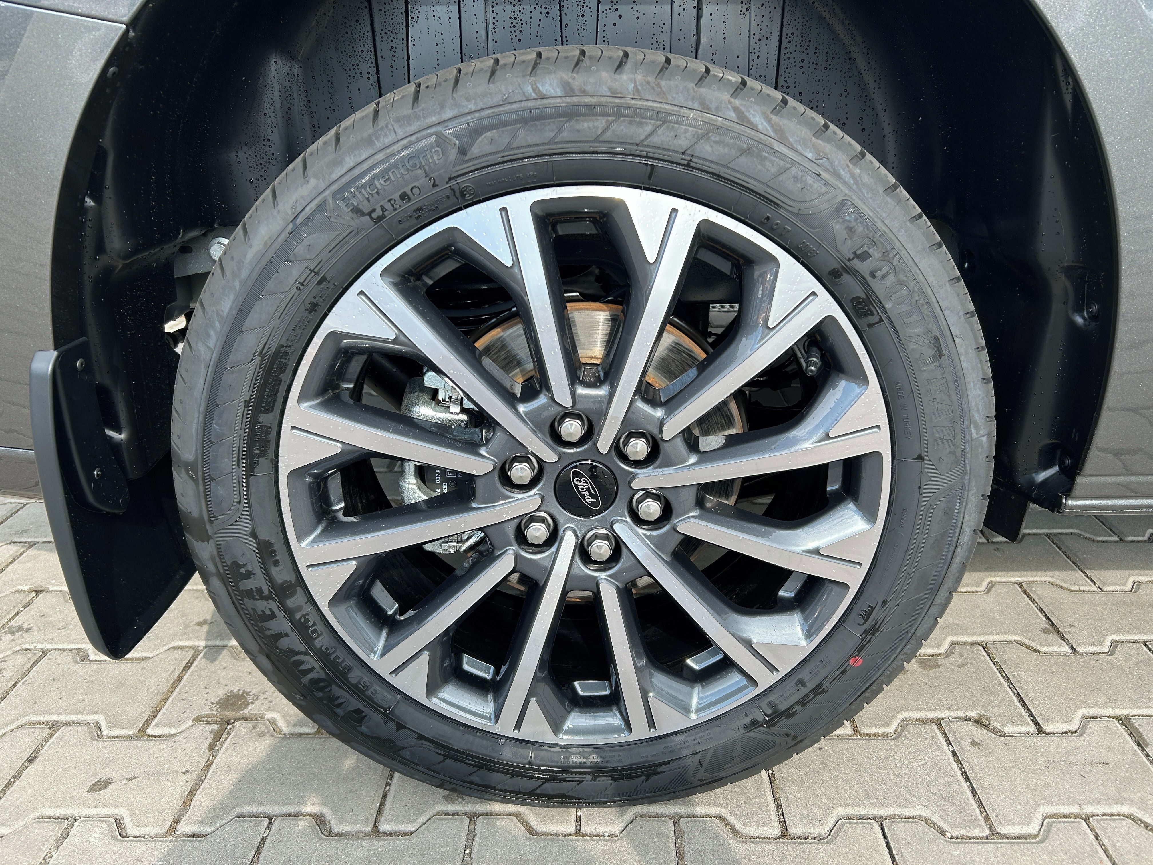 Ford Tourneo Custom, Titanium X L2 2.0EcoBlue 110kW - fotka 6