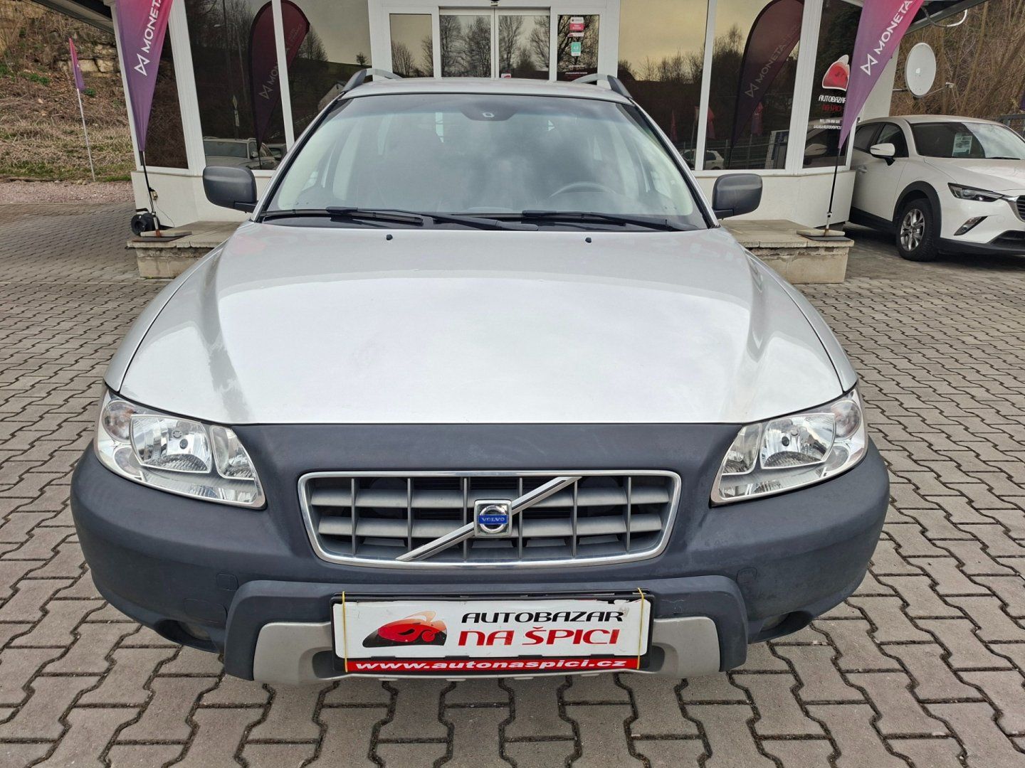 Volvo XC70, 2.4 D5 120kW AWD -PLNÝ SERVIS! - fotka 3