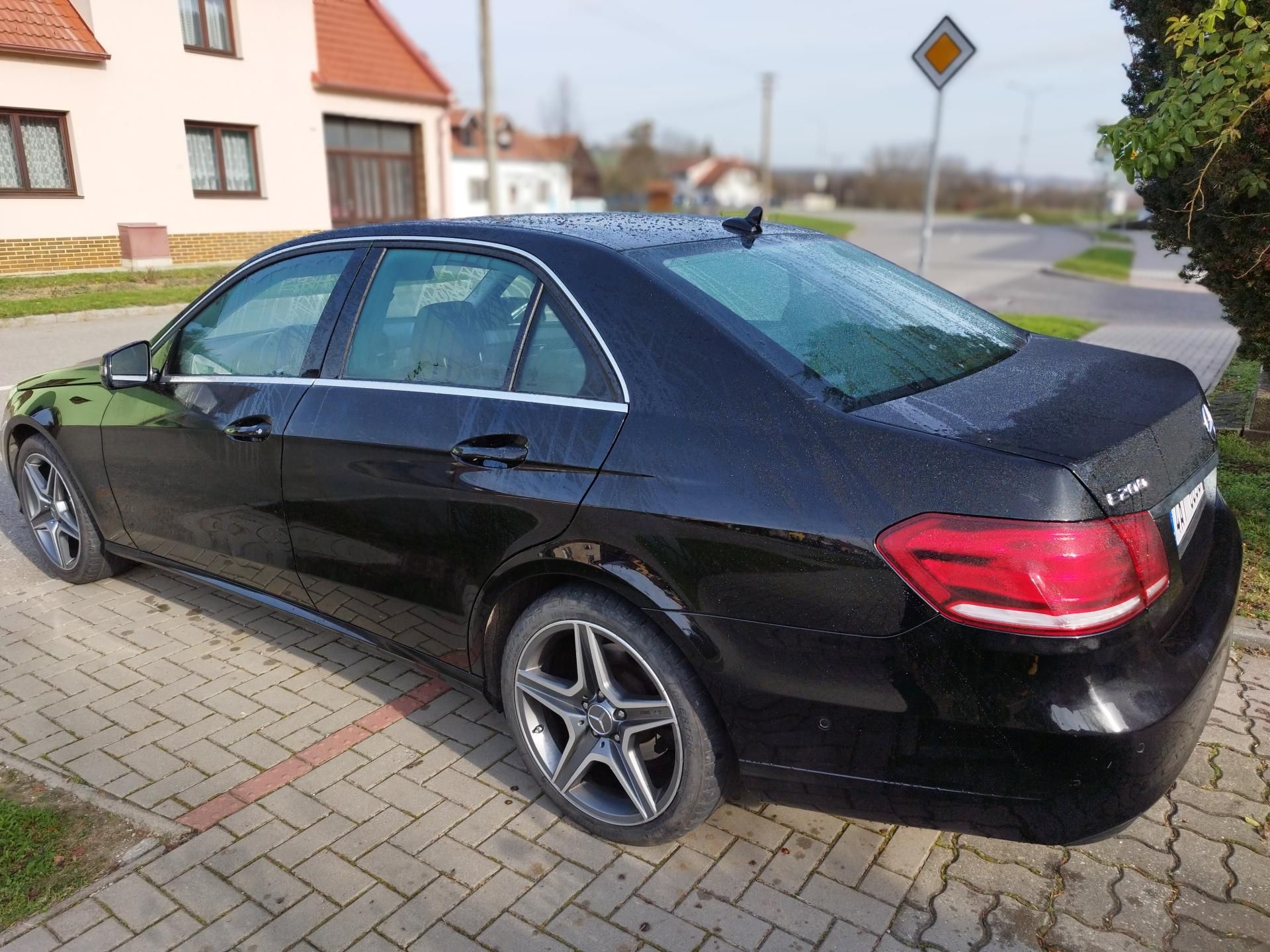 Mercedes-Benz Třídy E, E200 NATURAL GAS CNG - fotka 4