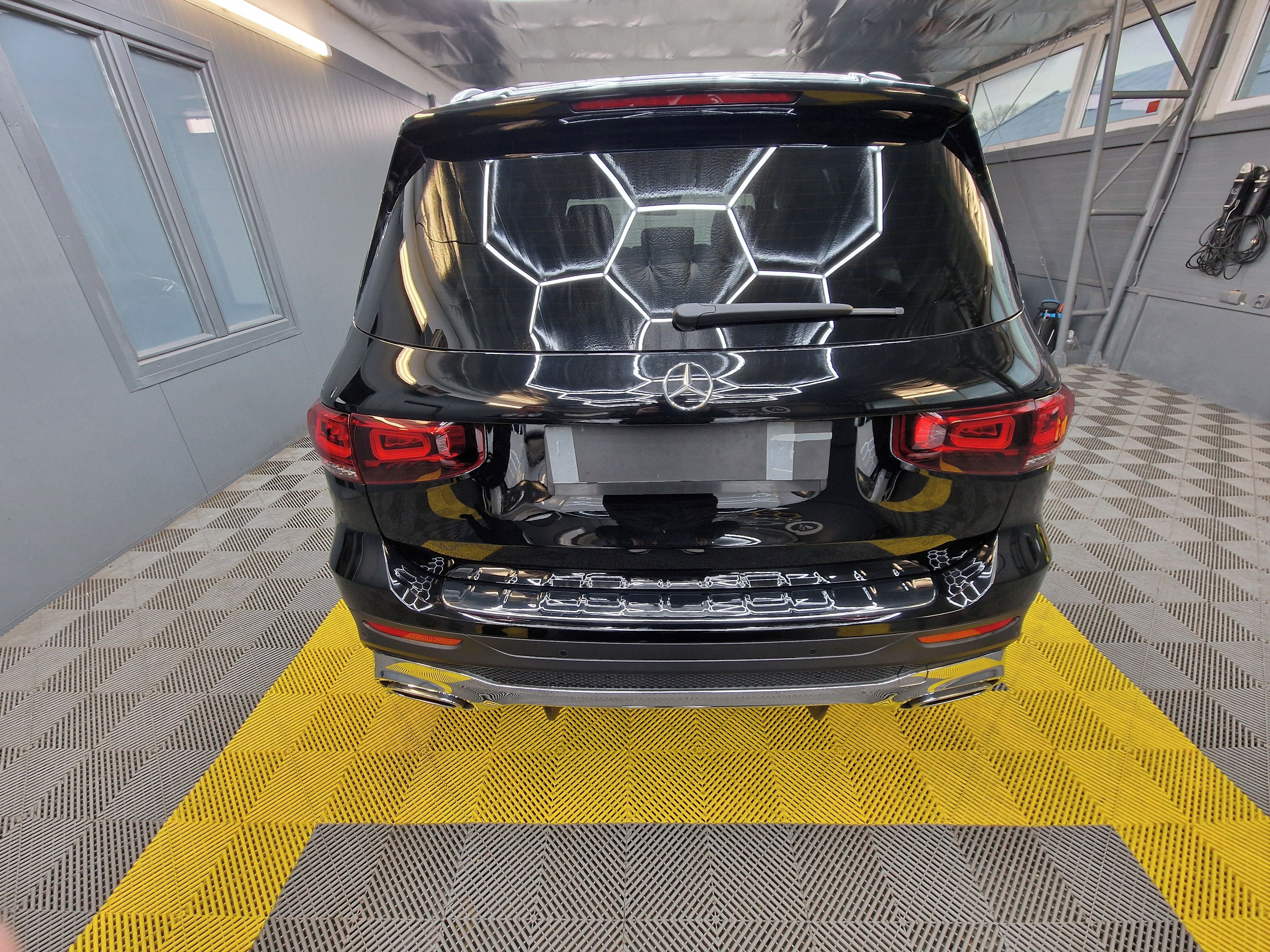 Mercedes-Benz GLB, AMG PACKET SERVISOVANO - fotka 4