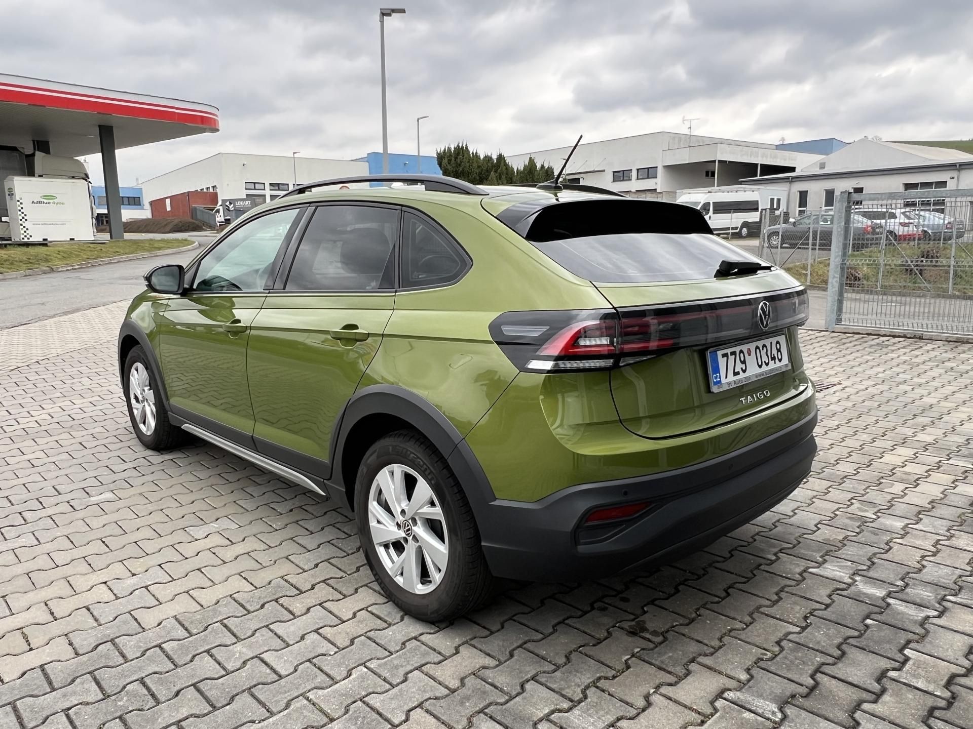 Volkswagen Taigo, 1.0 TSI, pěkný stav - fotka 3