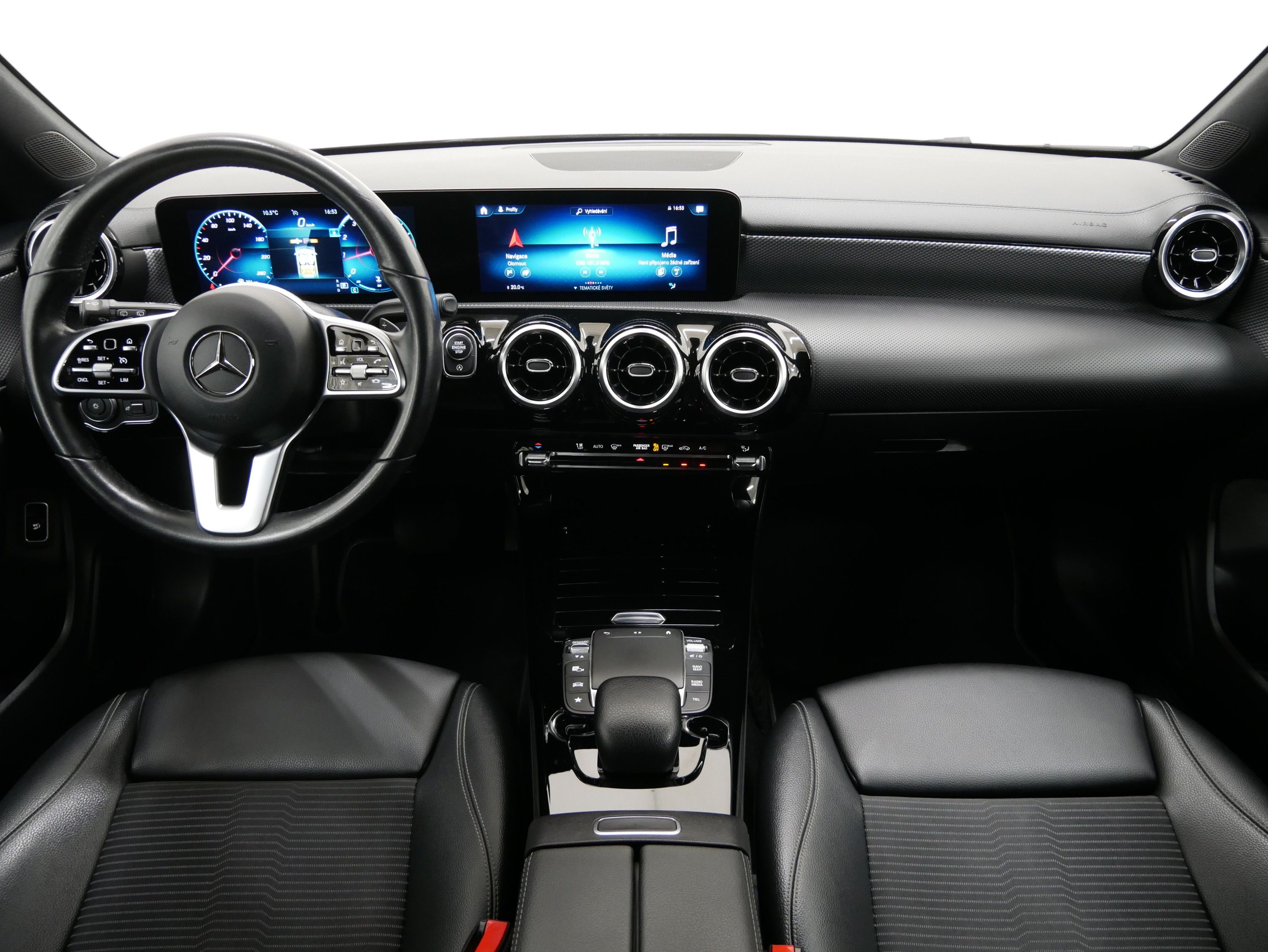 Mercedes-Benz CLA, 1.3i 120 kW Progresive - fotka 5