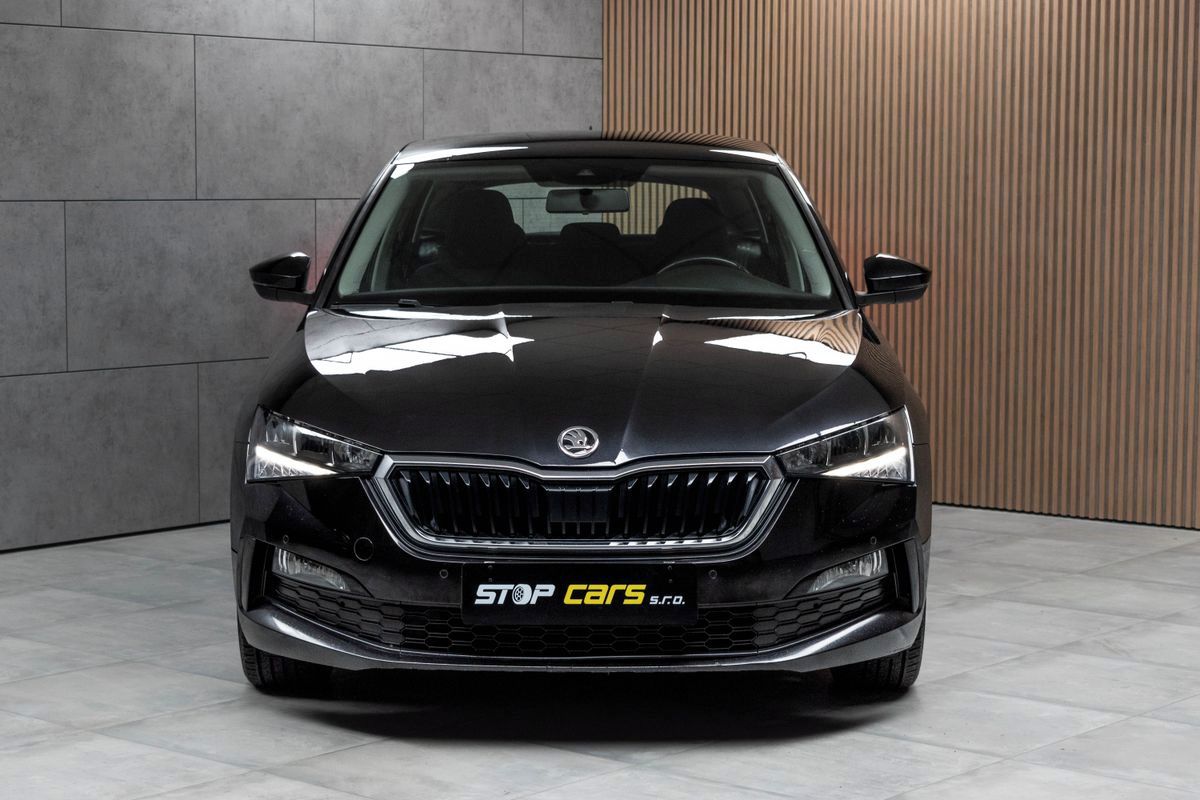 Škoda Scala, 1.6 TDI 85kW ACC*Mirror Link* - fotka 2