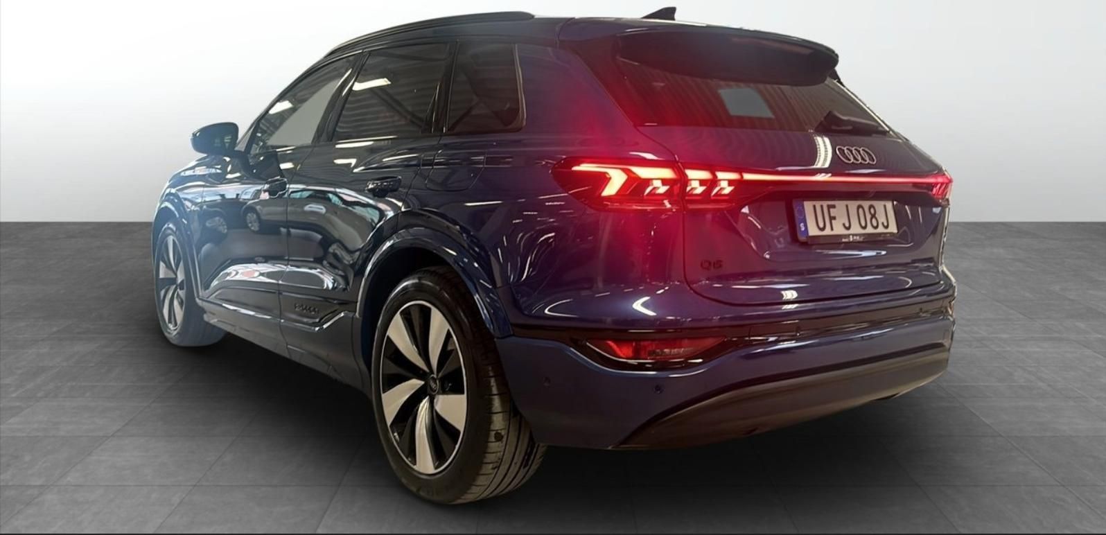 Audi Q6 e-tron, Performance 100kWh Tažné - fotka 3