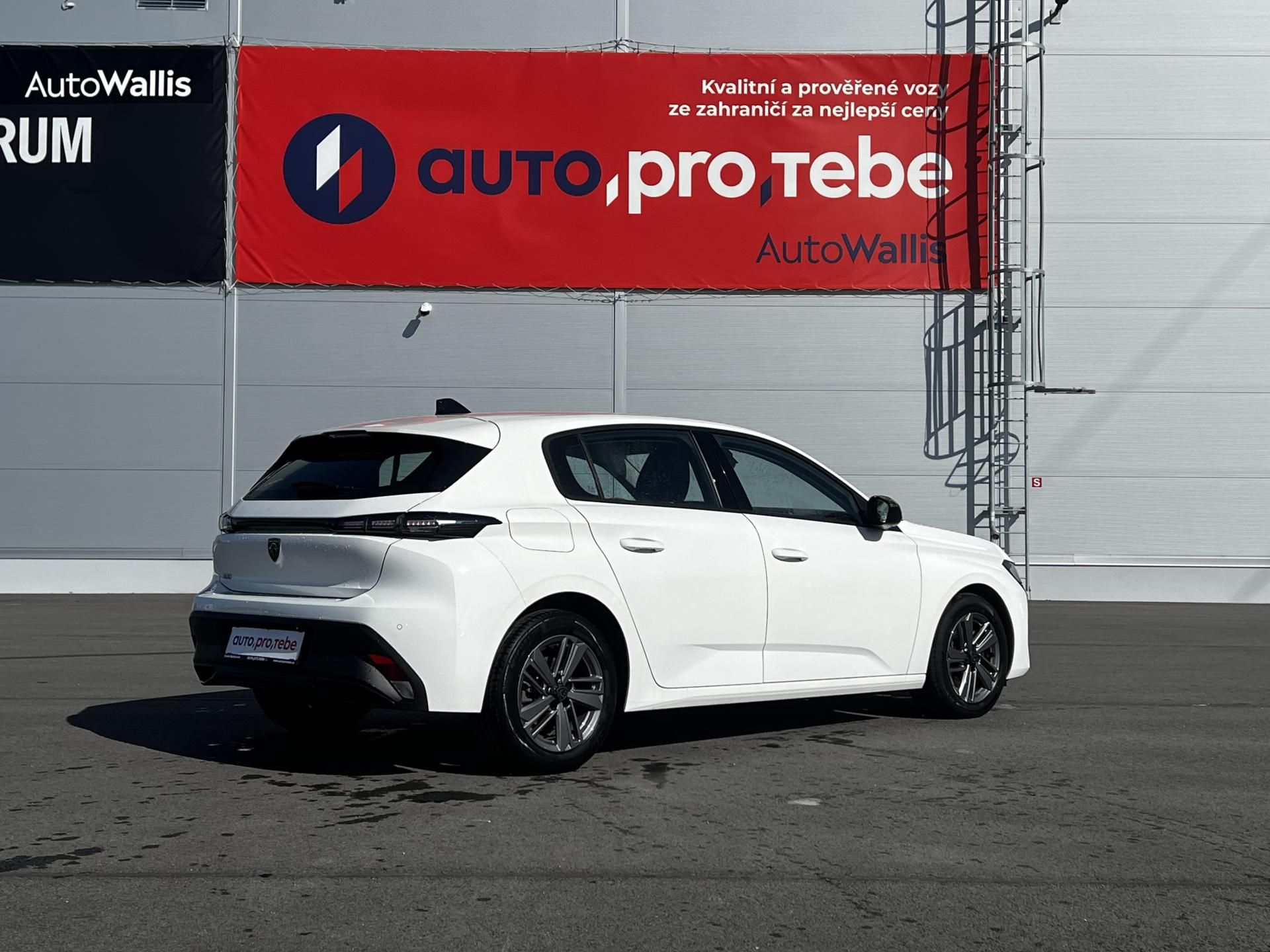 Peugeot 308, 1.5BlueHDI 96kW 1.Maj DPH - fotka 4