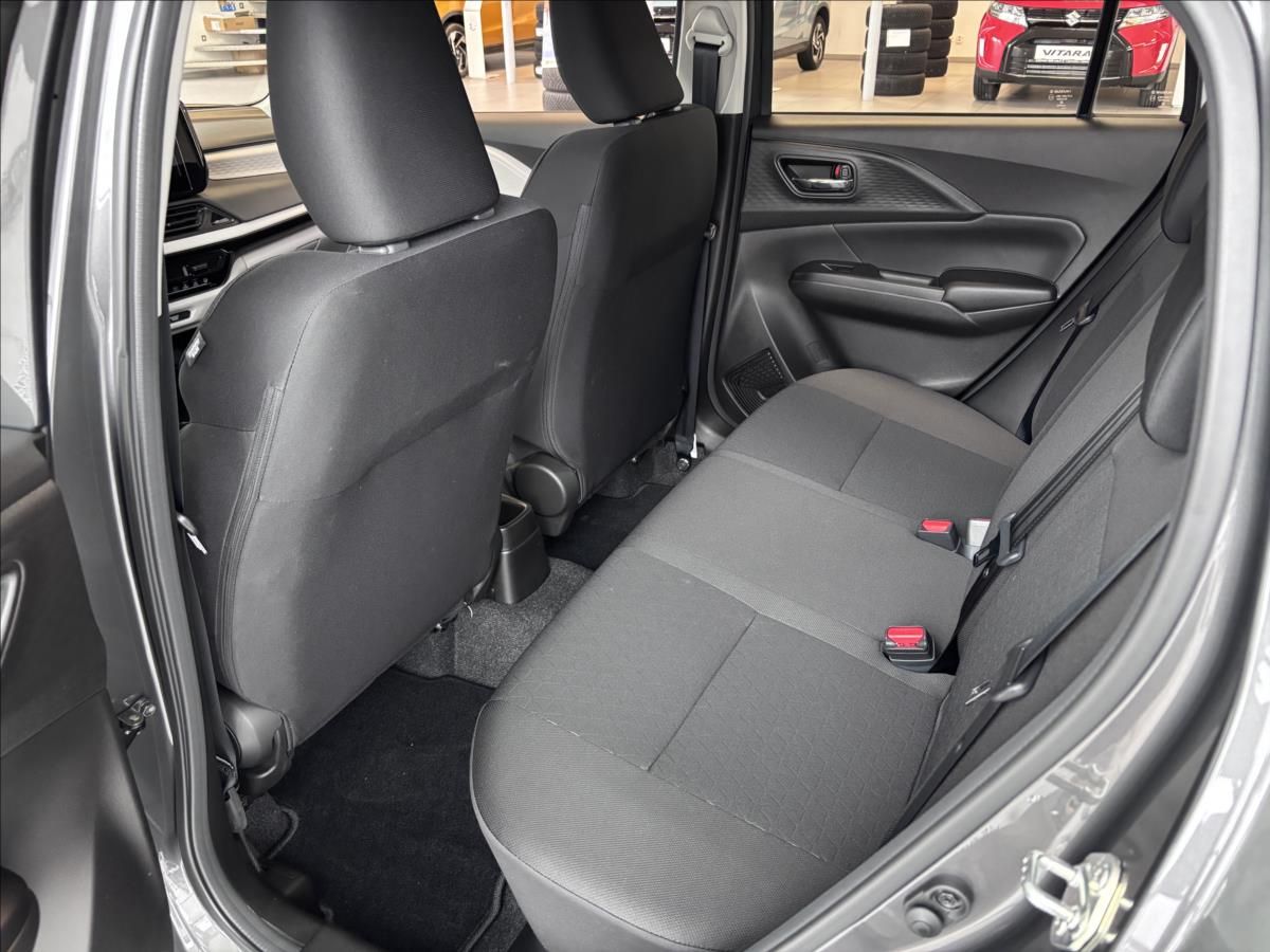 Suzuki Swift, 1,2 HYBRID  COMFORT - fotka 6