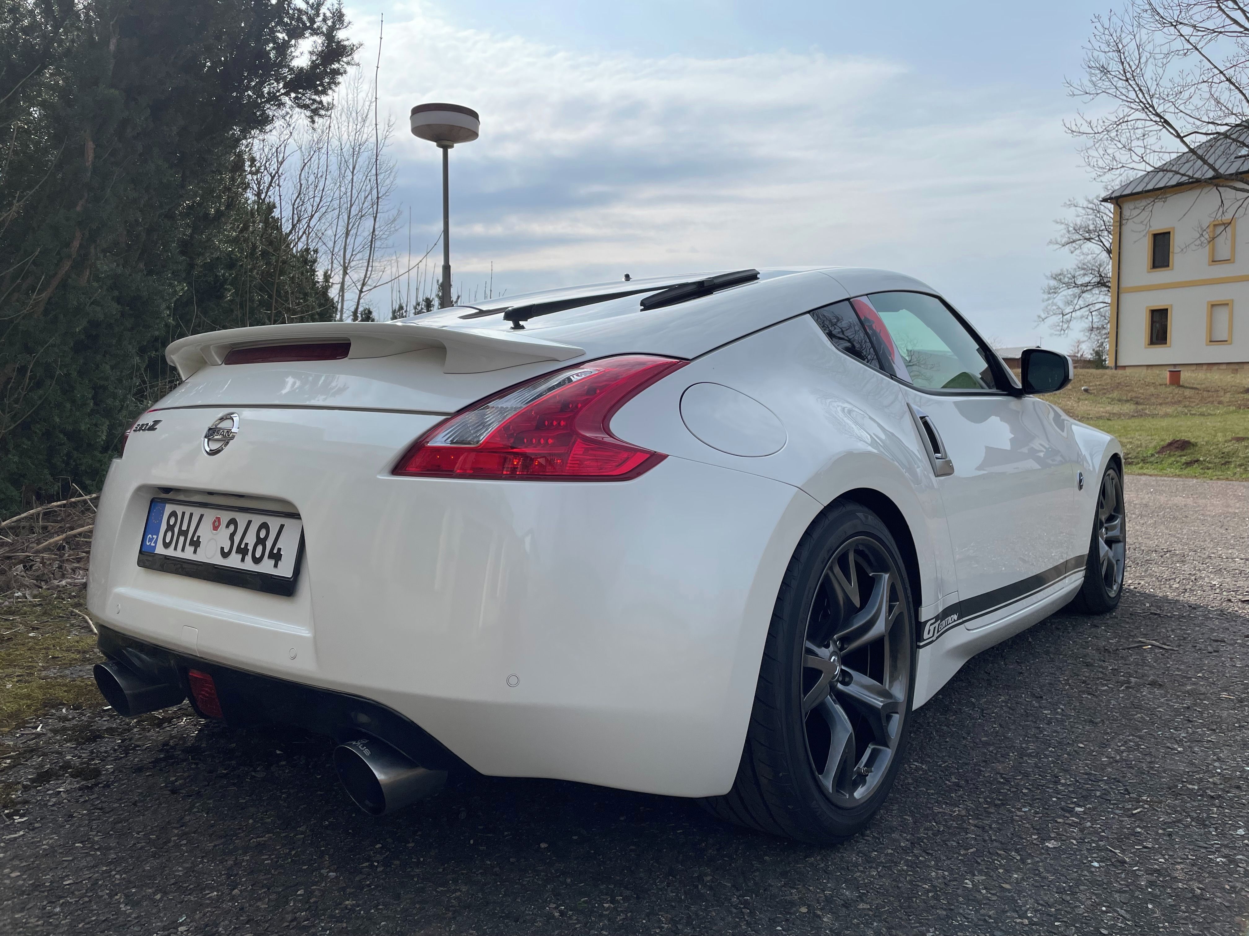 Nissan 370 Z, 3,7 GT EDITION - fotka 6