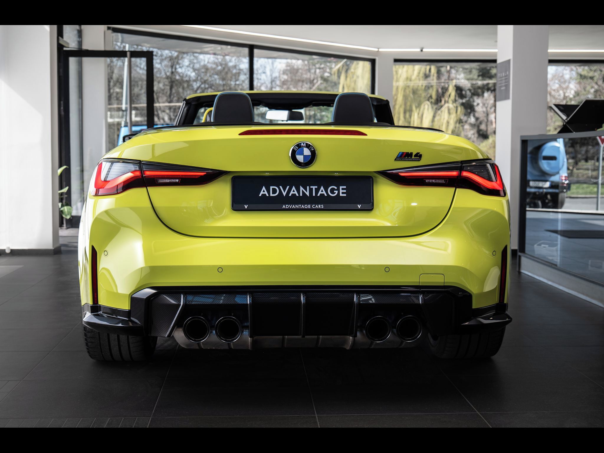 BMW M4, Cabrio xDrive Competition 360 - fotka 3