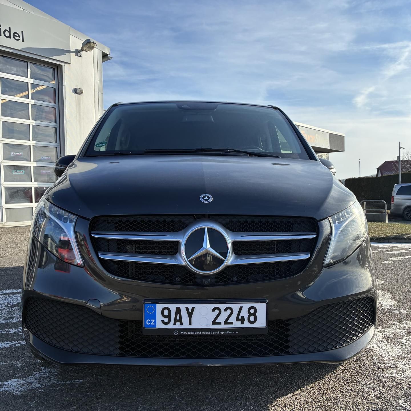 Mercedes-Benz Třídy V, V 300d/L 4MATIC