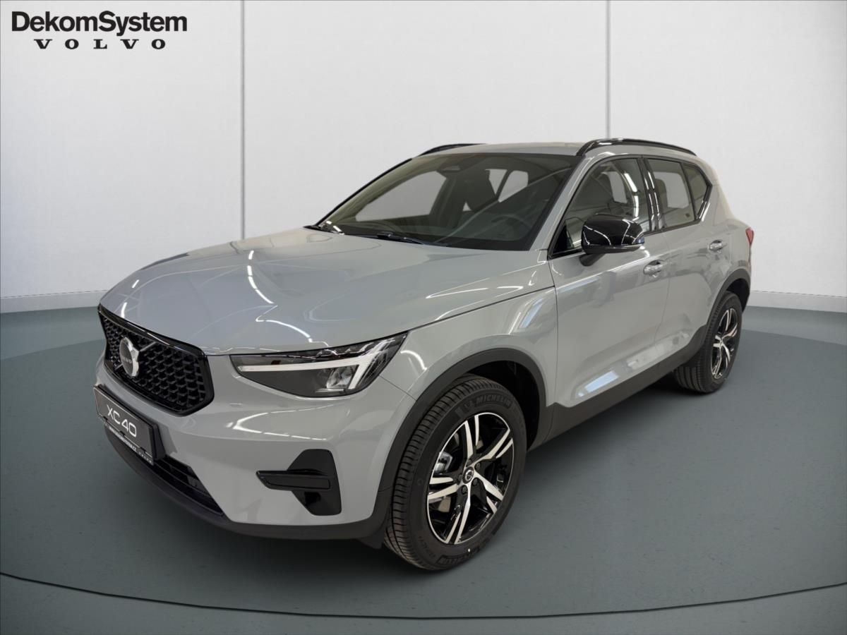 Volvo XC40, 2,0 B3 FWD Plus Dark 7405