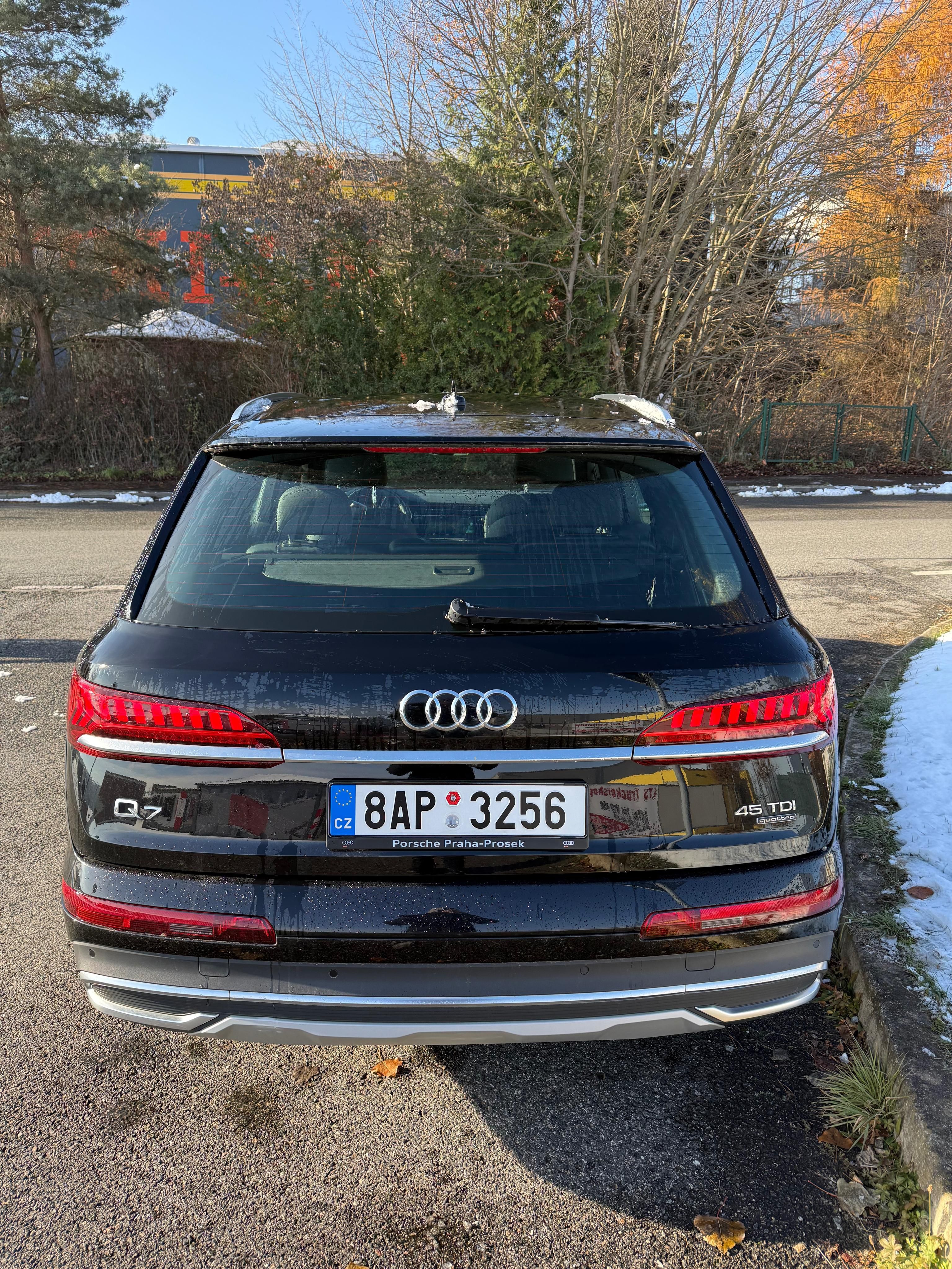 Audi Q7, Audi Q7 45 TDI Quattro S-line - fotka 6