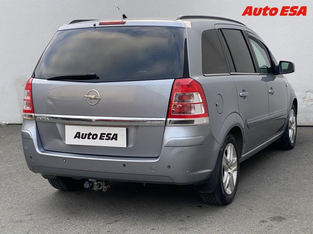 Opel Zafira, 1.7 CDTi,ČR,AC,tažné - fotka 4