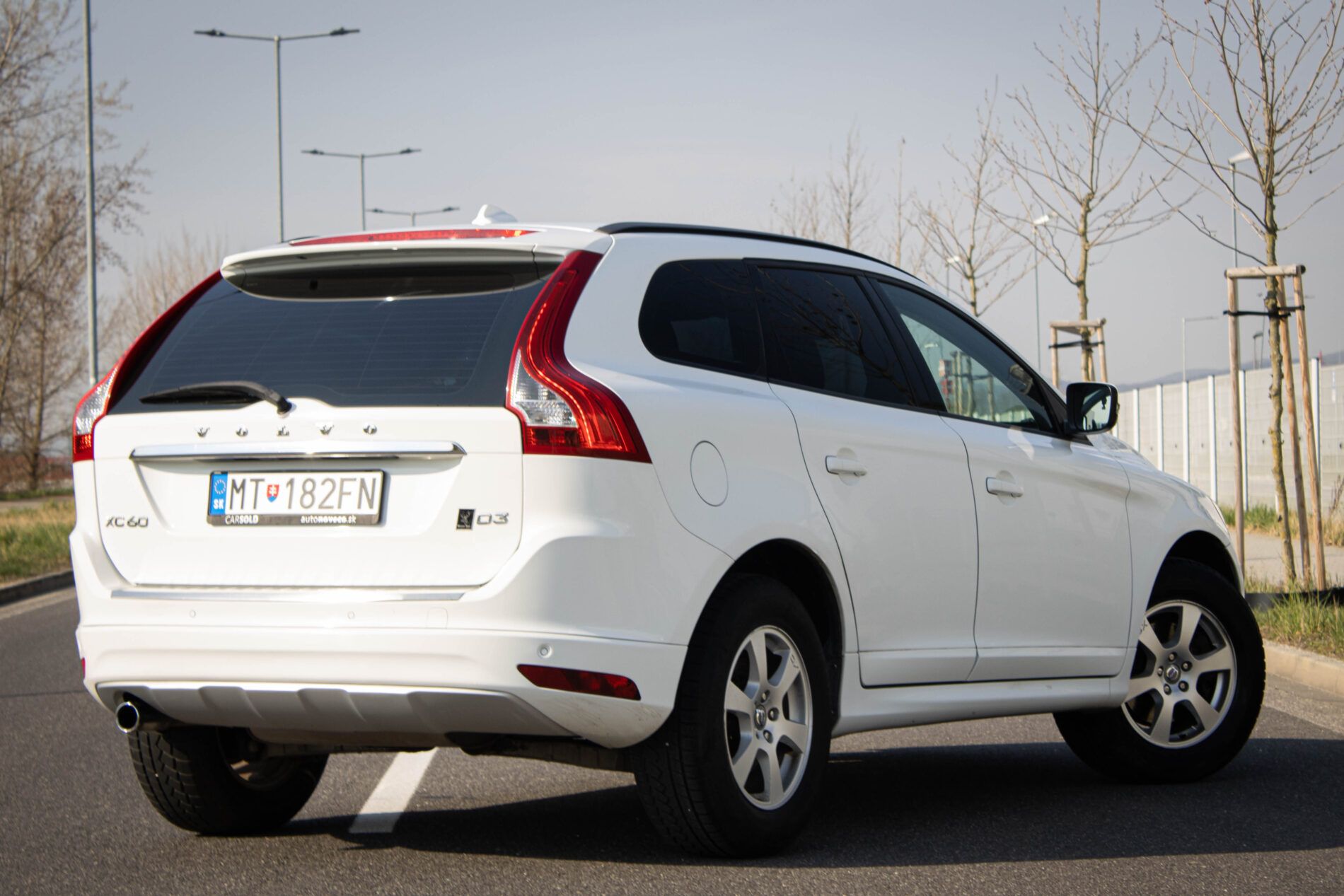 Volvo XC60 - fotka 3