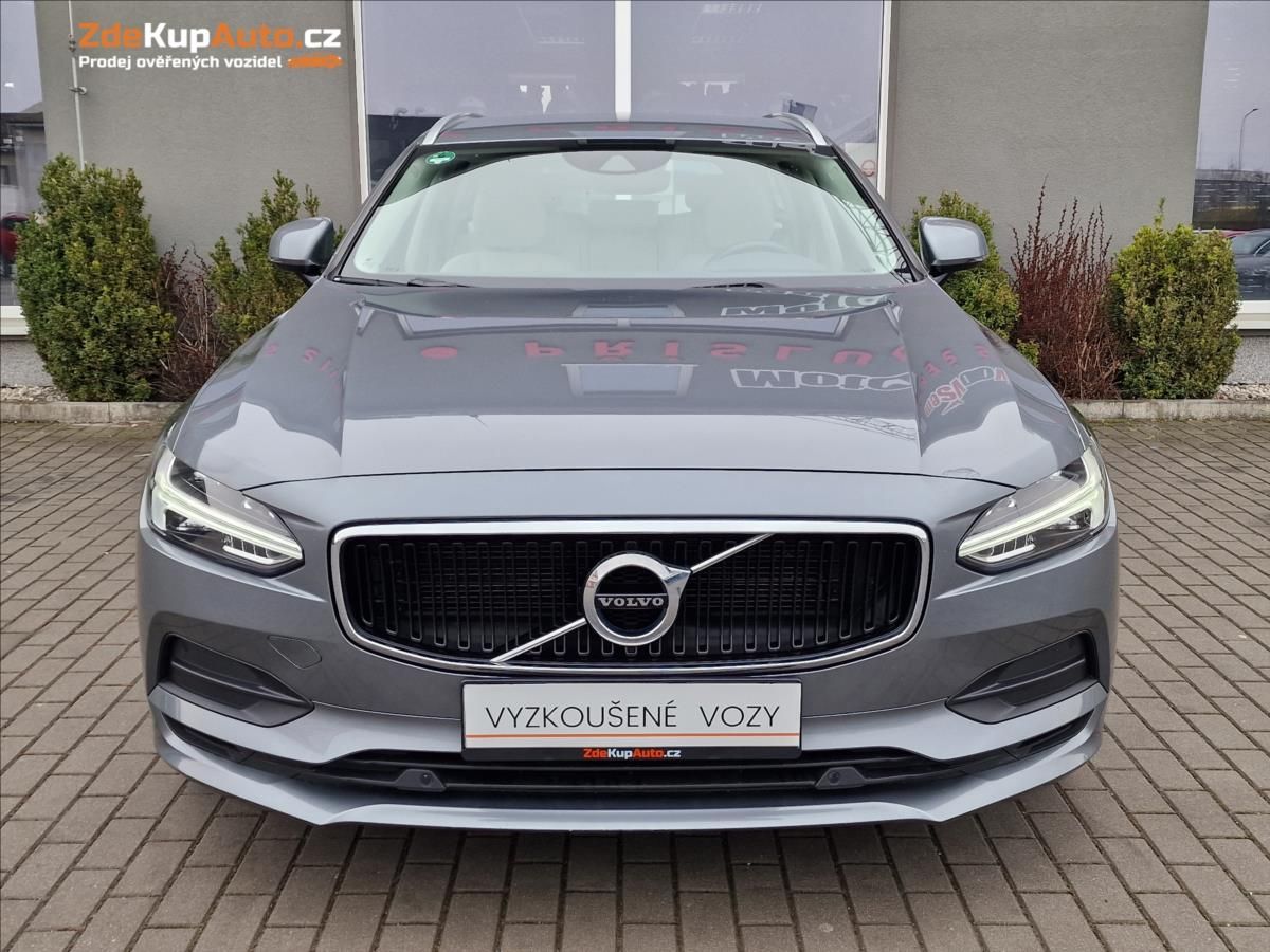Volvo V90, 2.0 D4 Momentum Pro,ČR,1.Maj. - fotka 4