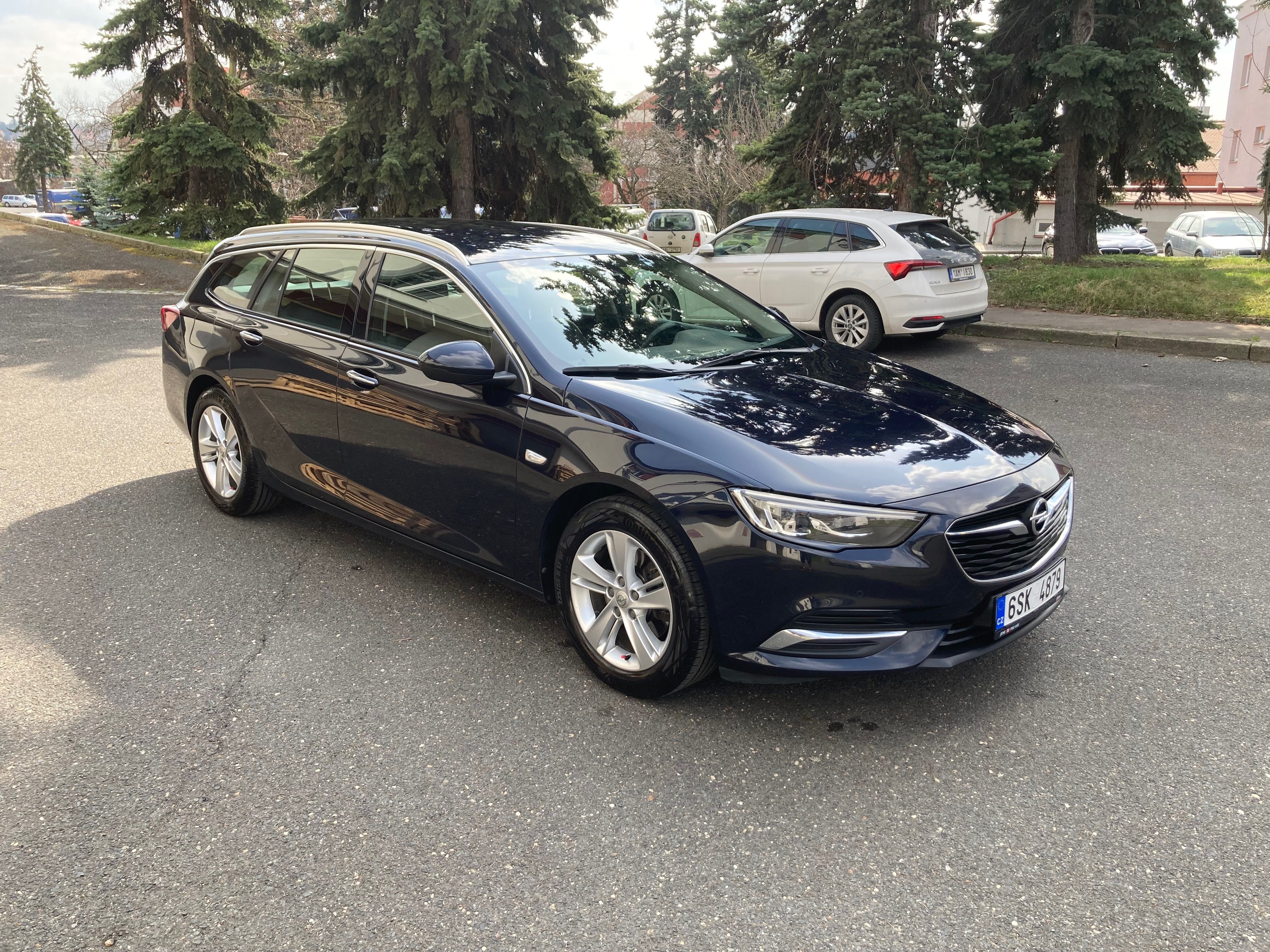 Opel Insignia, ST 2.0CDTi 125kW MT6 DPH ČR - fotka 3