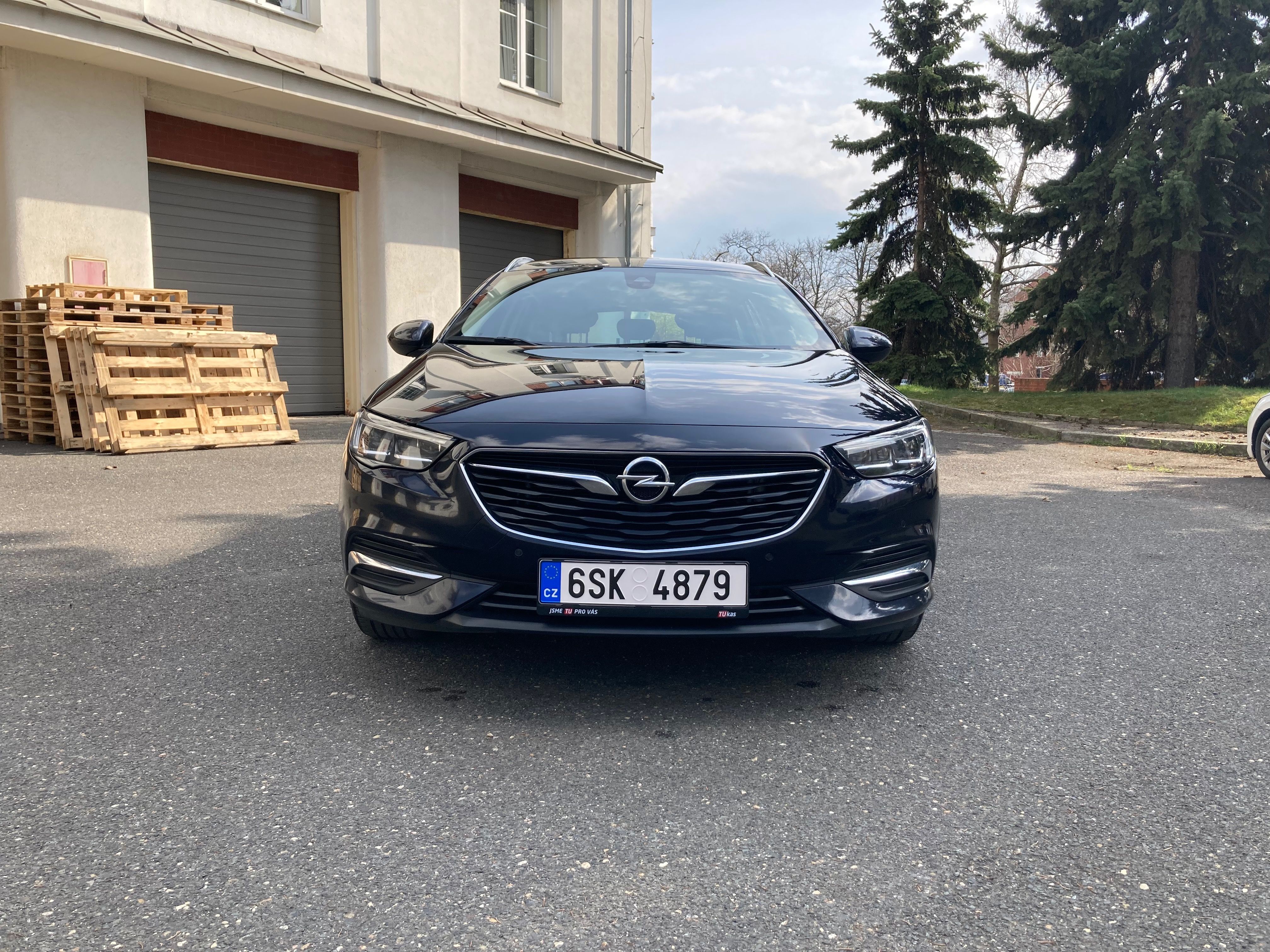 Opel Insignia, ST 2.0CDTi 125kW MT6 DPH ČR - fotka 4