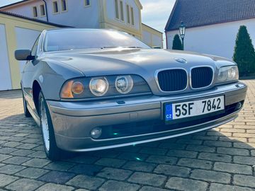 Bmw 5 e39 525i 141kw r.v 2001
