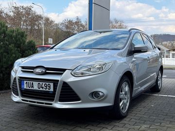 1,6  rozvody,  2x sada pneu