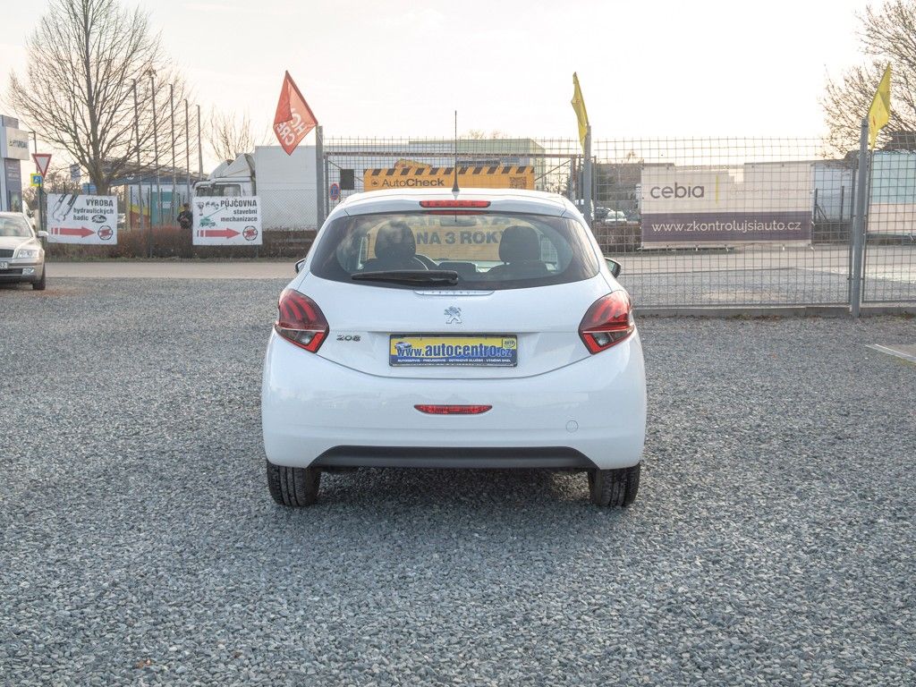 Peugeot 208, ČR 1.6HDI 55KW – SERVISKA - fotka 6