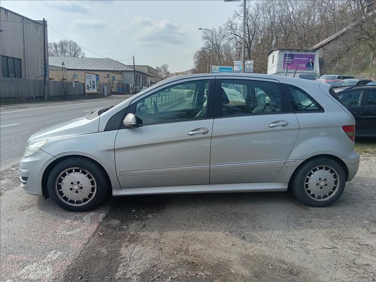 Mercedes-Benz Třídy B, 2,0 CDi Automat - fotka 6