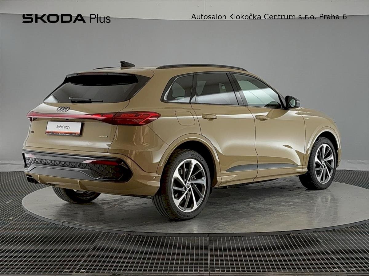 Audi Q5, TDI150 kW S-line Quattro 7DSG - fotka 2