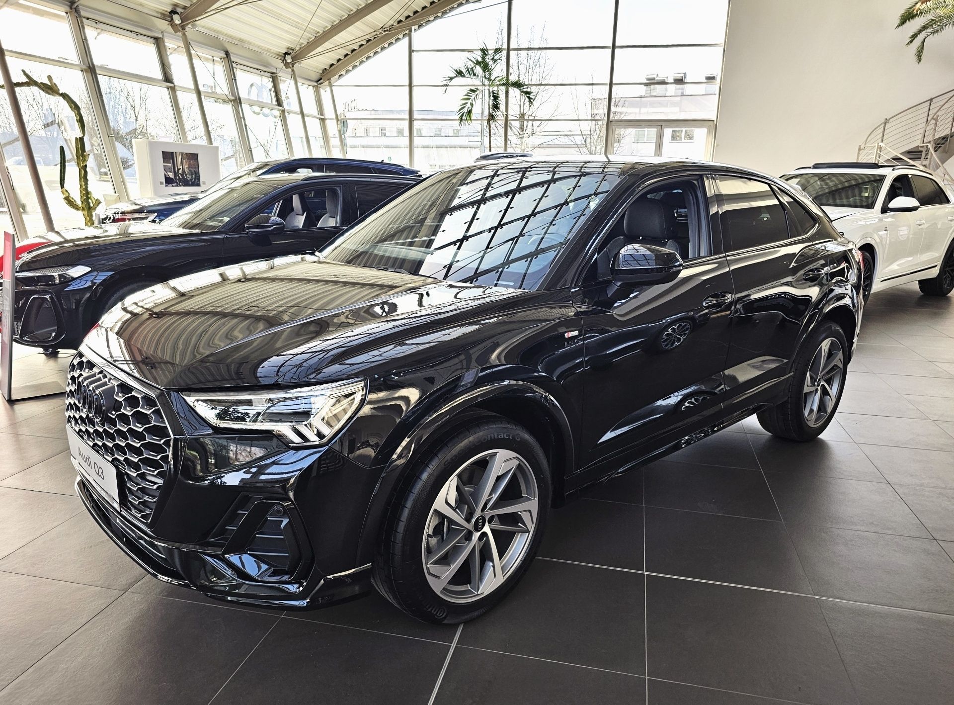 Audi Q3, S-LINE 40 TDI 142 kW Quattro