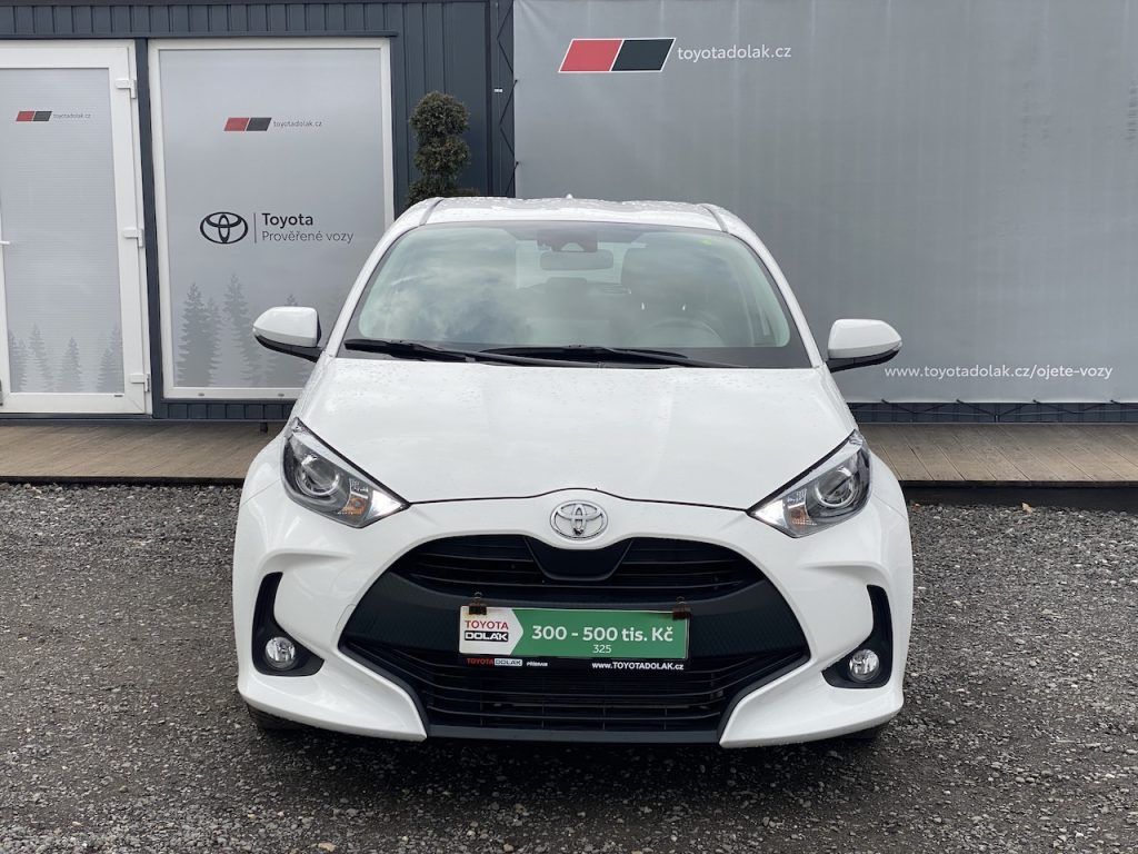 Toyota Yaris, 1.5i, ČR-1m, Comfort, automat - fotka 3