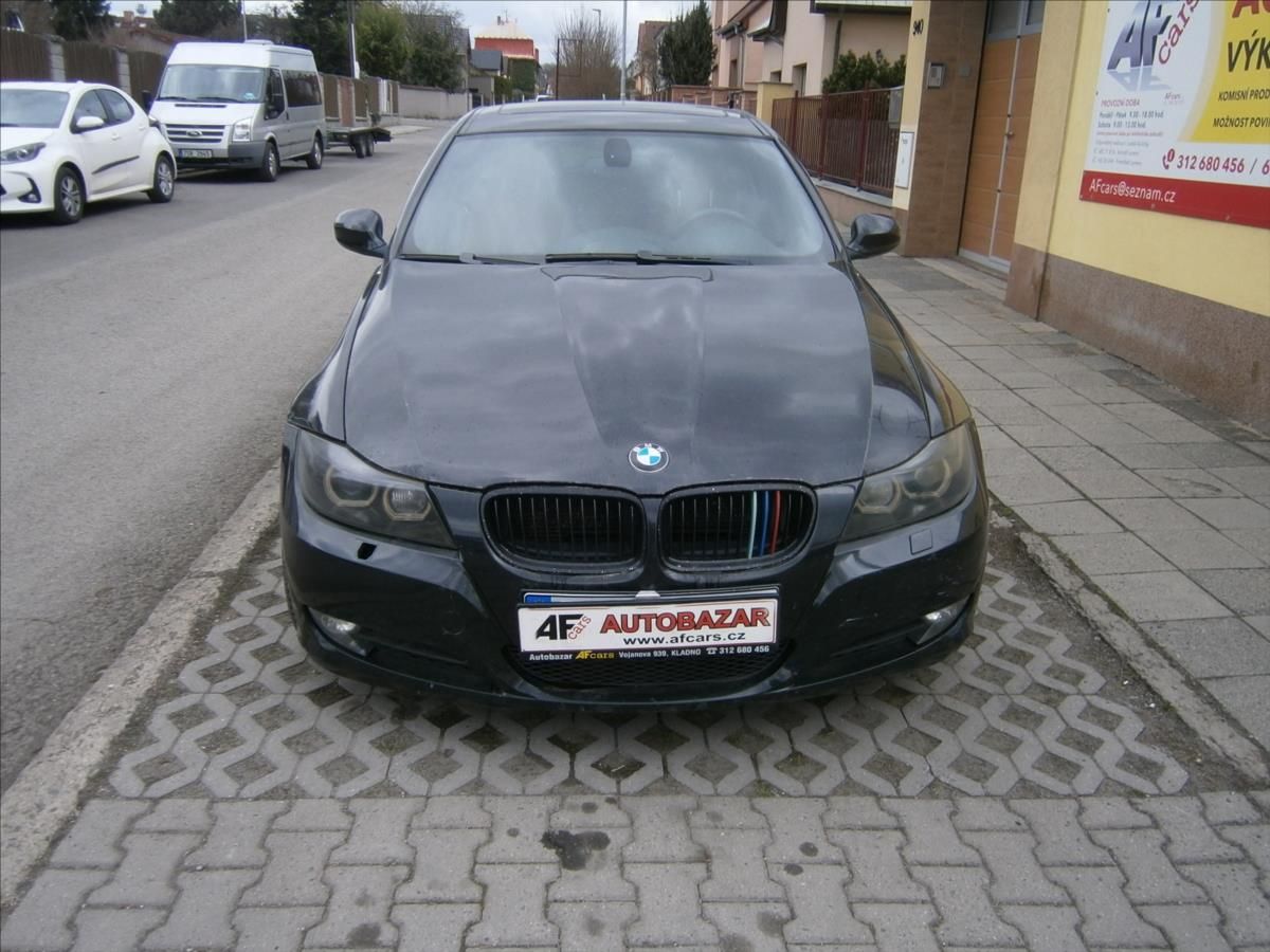 BMW Řada 3, 3,0 D  330D XDRIVE - fotka 2