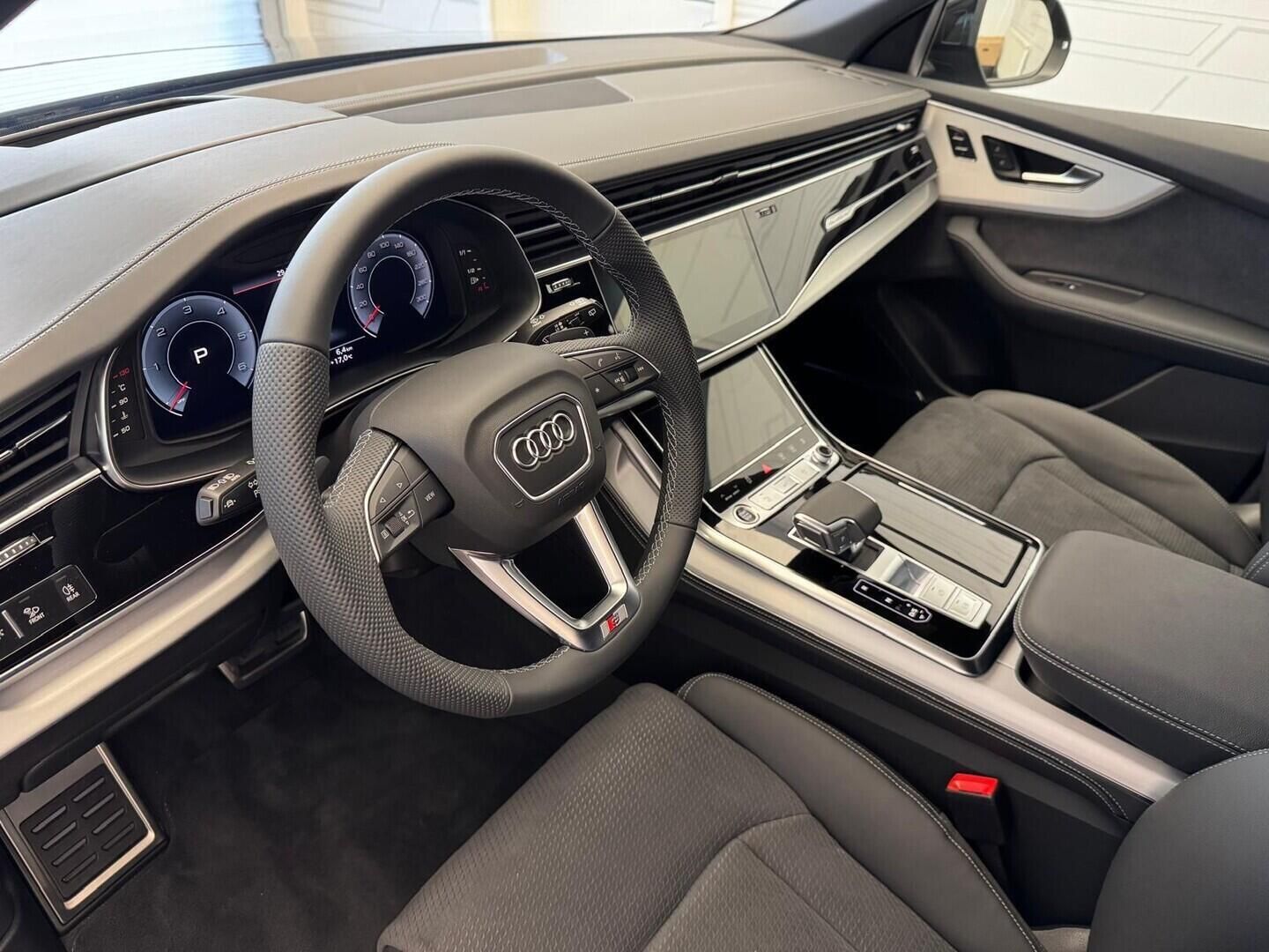 Audi Q8, SUV  50 TDI quattro 210 kW - fotka 6