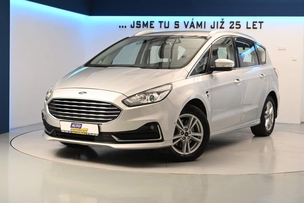 Ford S-MAX, 2.0 TITANIUM Kamera Tažné 8 Ko