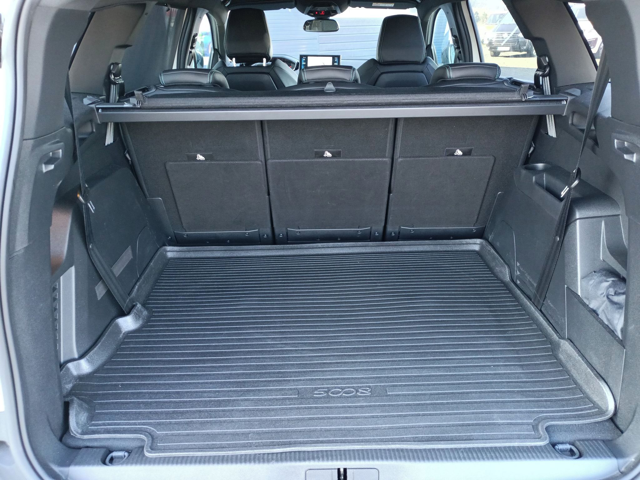 Peugeot 5008, Allure 1.2 PT 130k MAN6 - fotka 6