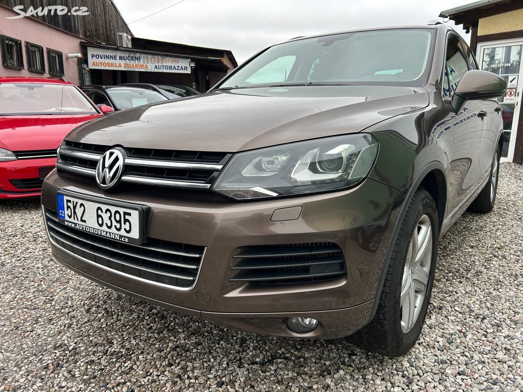 Volkswagen Touareg, 3.0 TDi 180KW pěkný stav