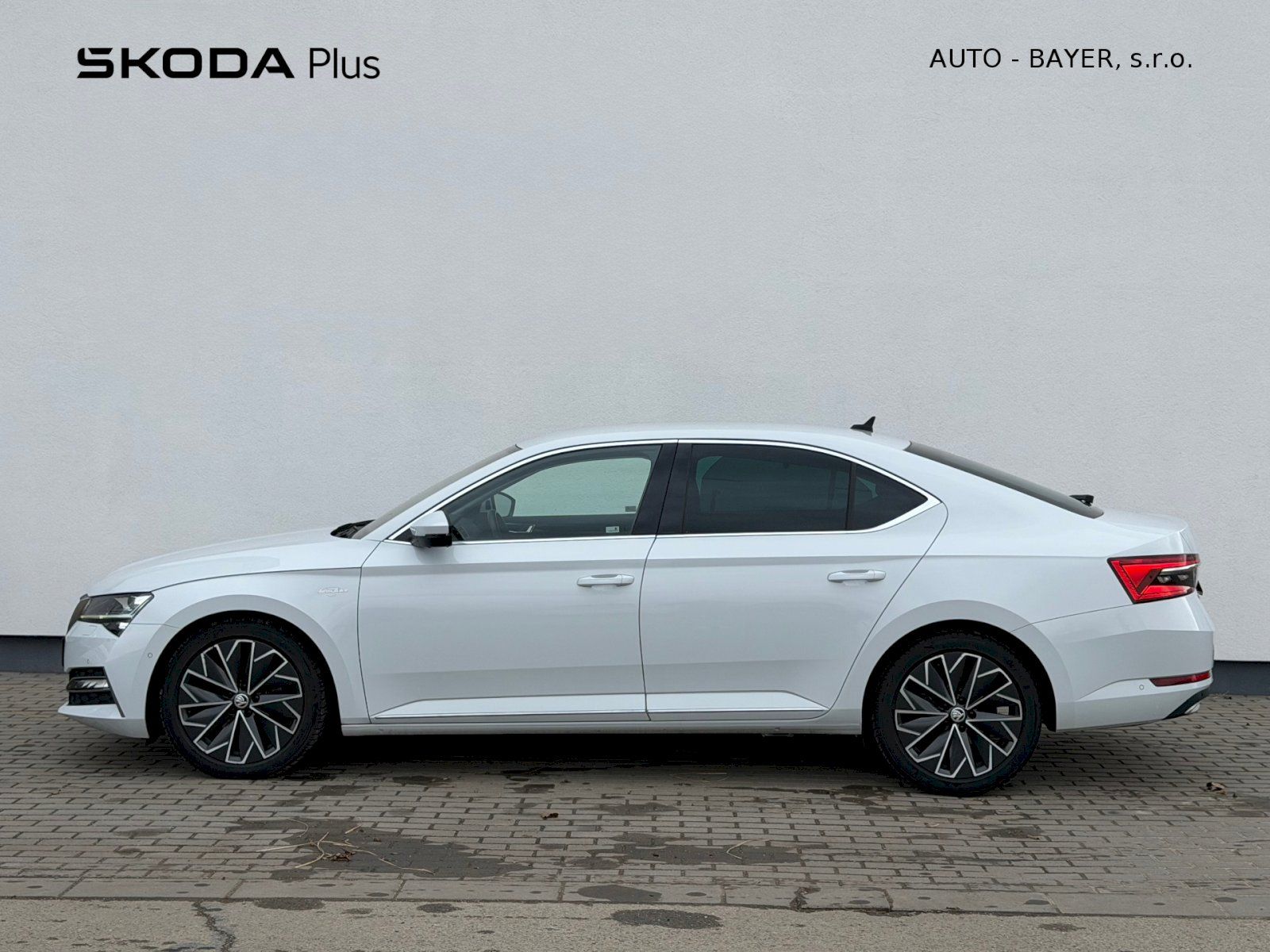 Škoda Superb, 2.0TDi 110kW DSG L&K - fotka 3