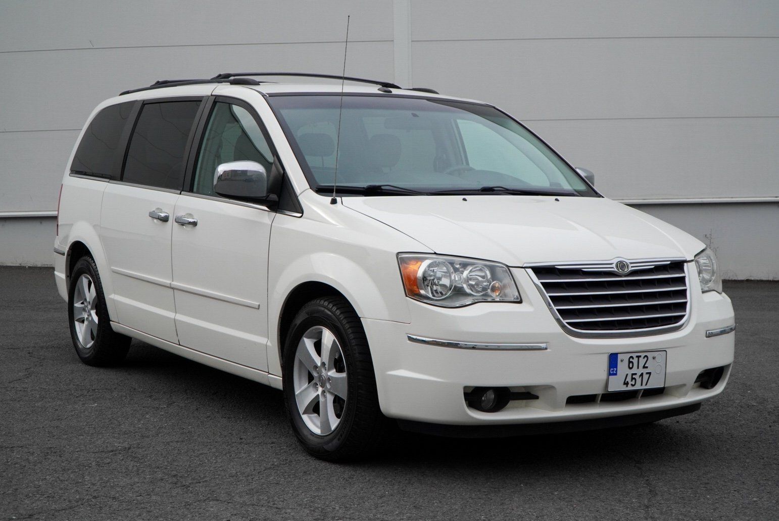 Chrysler Town & Country, 3.8L V6 LPG