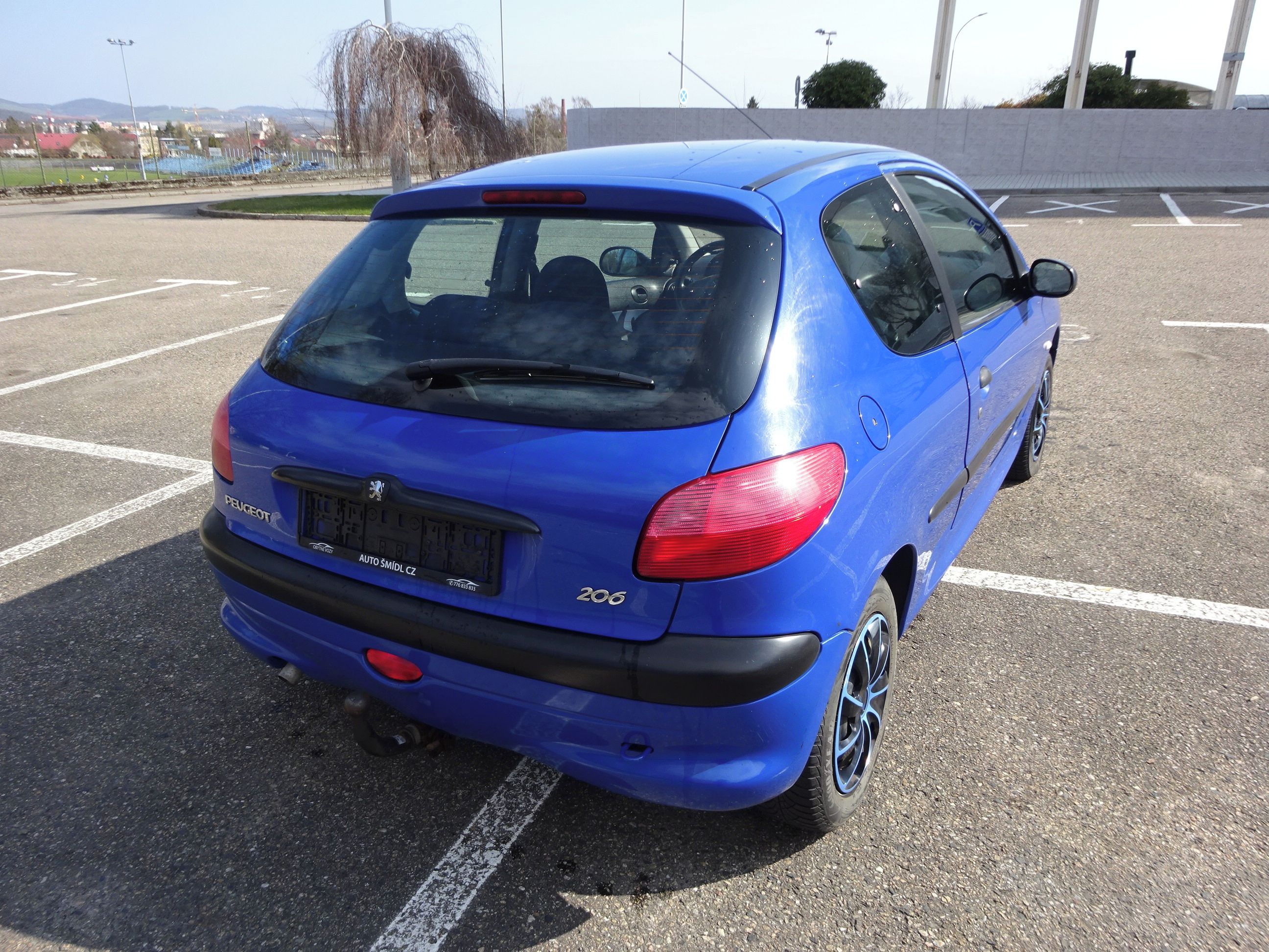 Peugeot 206, 1.1i (44 KW)PO ROZVODECH - fotka 4