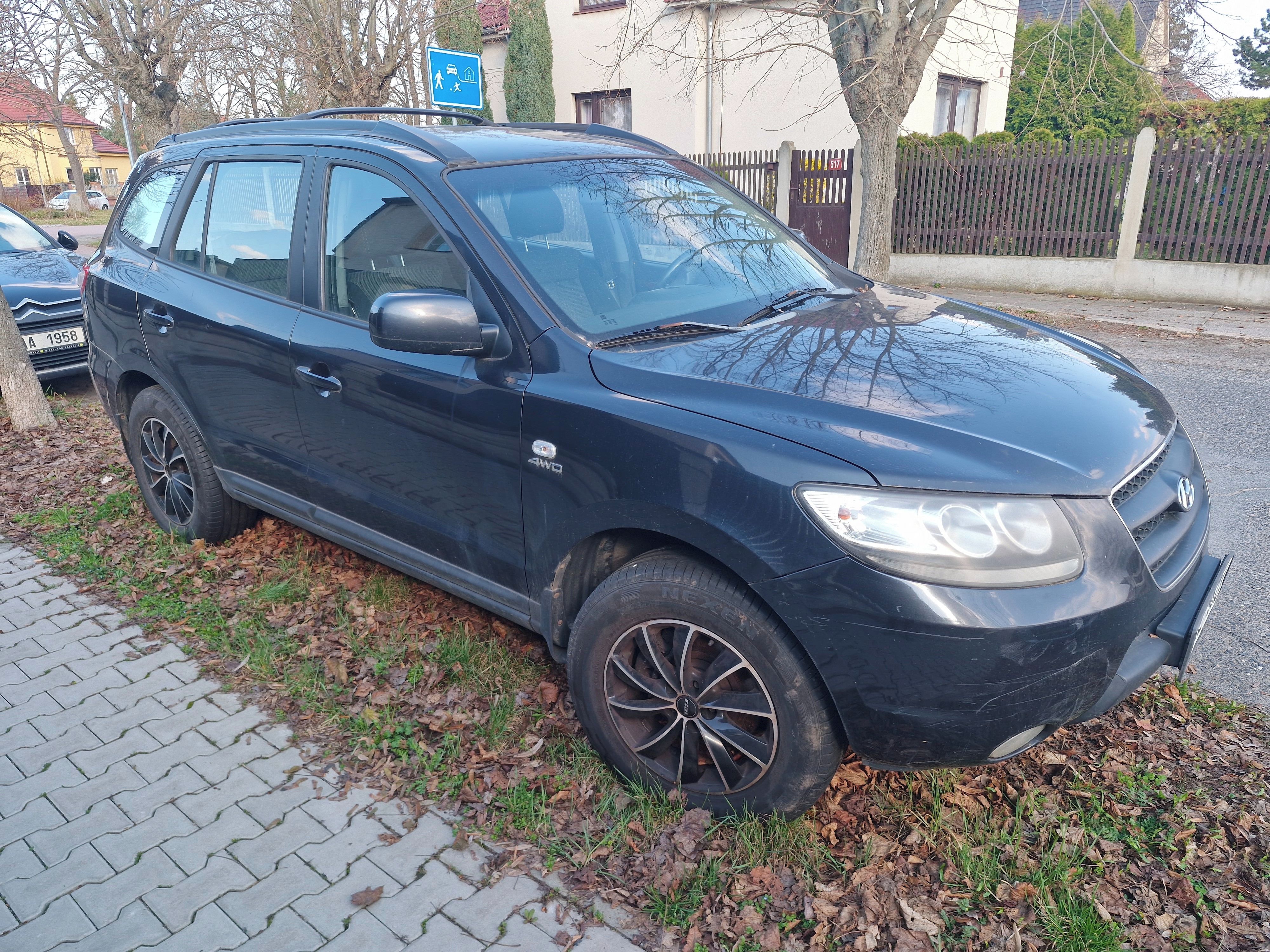 Hyundai Santa Fe, 2,2 crdi, 114kW - fotka 3