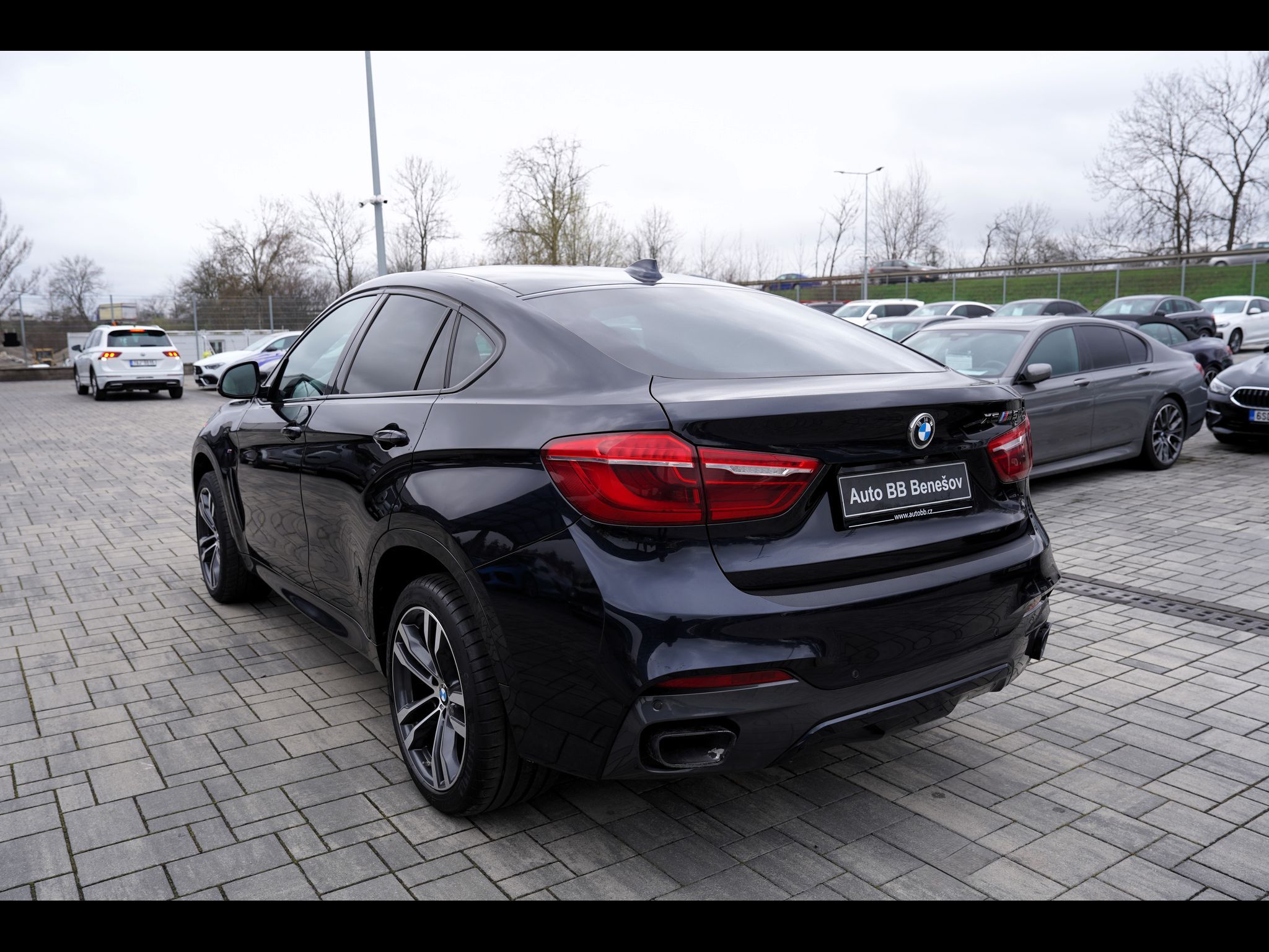 BMW X6, BMW X6 M50d xDrive/B&O/ČR - fotka 4