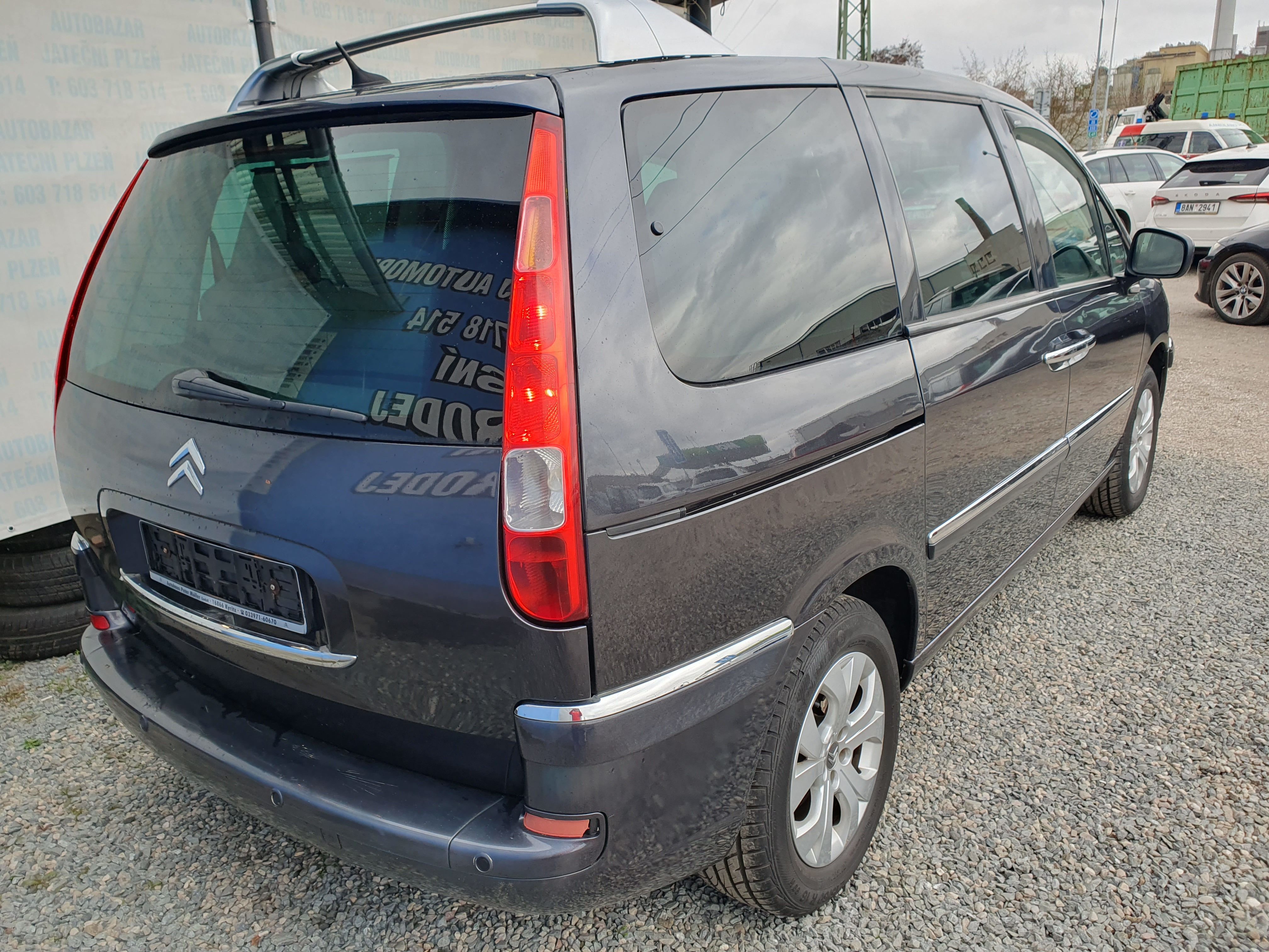 Citroën C8, 2.0 HDI 100 KW  8 MÍST - fotka 3